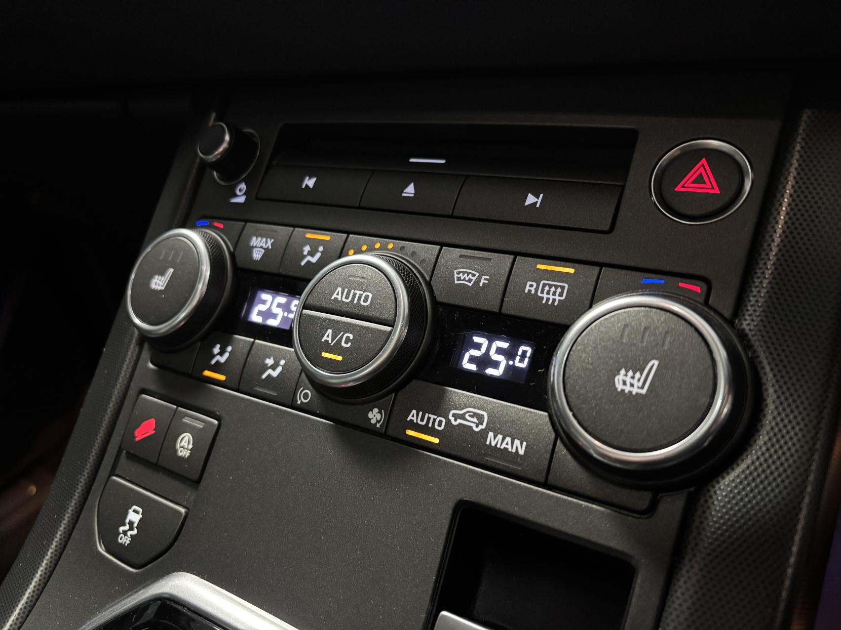 Land Rover Range Rover Evoque 2.0 TD4 HSE Dynamic SUV 5dr Diesel Auto 4WD Euro 6 (s/s) (180 ps)