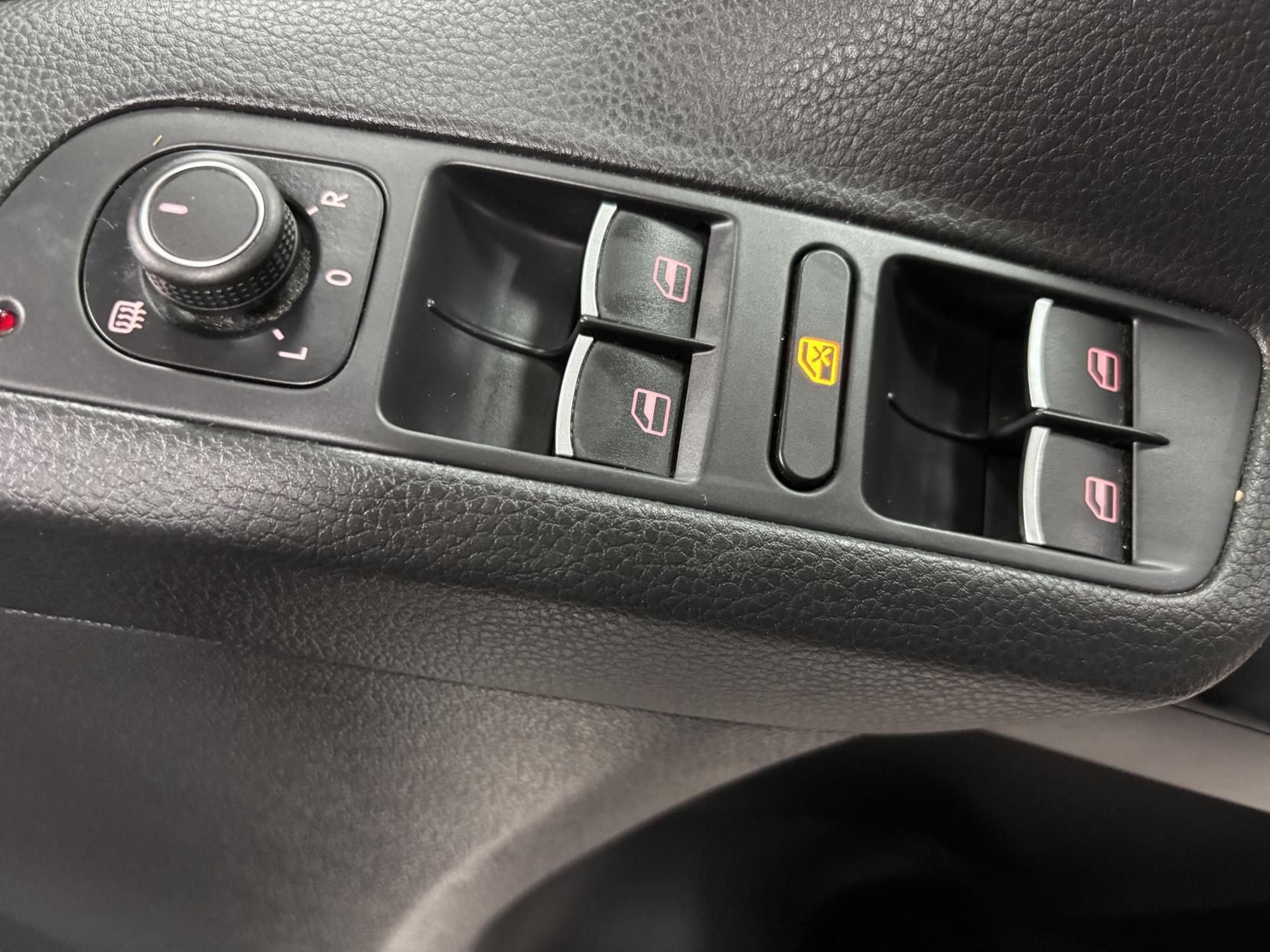 Volkswagen Tiguan 2.0 TDI BlueMotion Tech R-Line Edition SUV 5dr Diesel DSG 4WD Euro 6 (s/s) (150 ps)