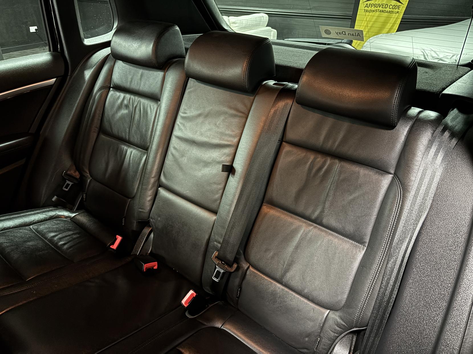 Volkswagen Tiguan 2.0 TDI BlueMotion Tech R-Line Edition SUV 5dr Diesel DSG 4WD Euro 6 (s/s) (150 ps)