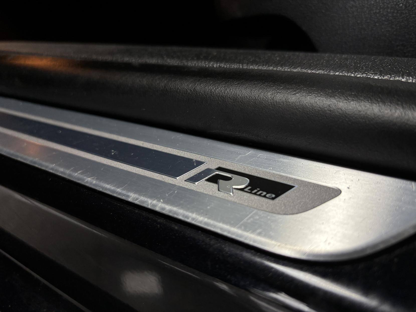 Volkswagen Tiguan 2.0 TDI BlueMotion Tech R-Line Edition SUV 5dr Diesel DSG 4WD Euro 6 (s/s) (150 ps)