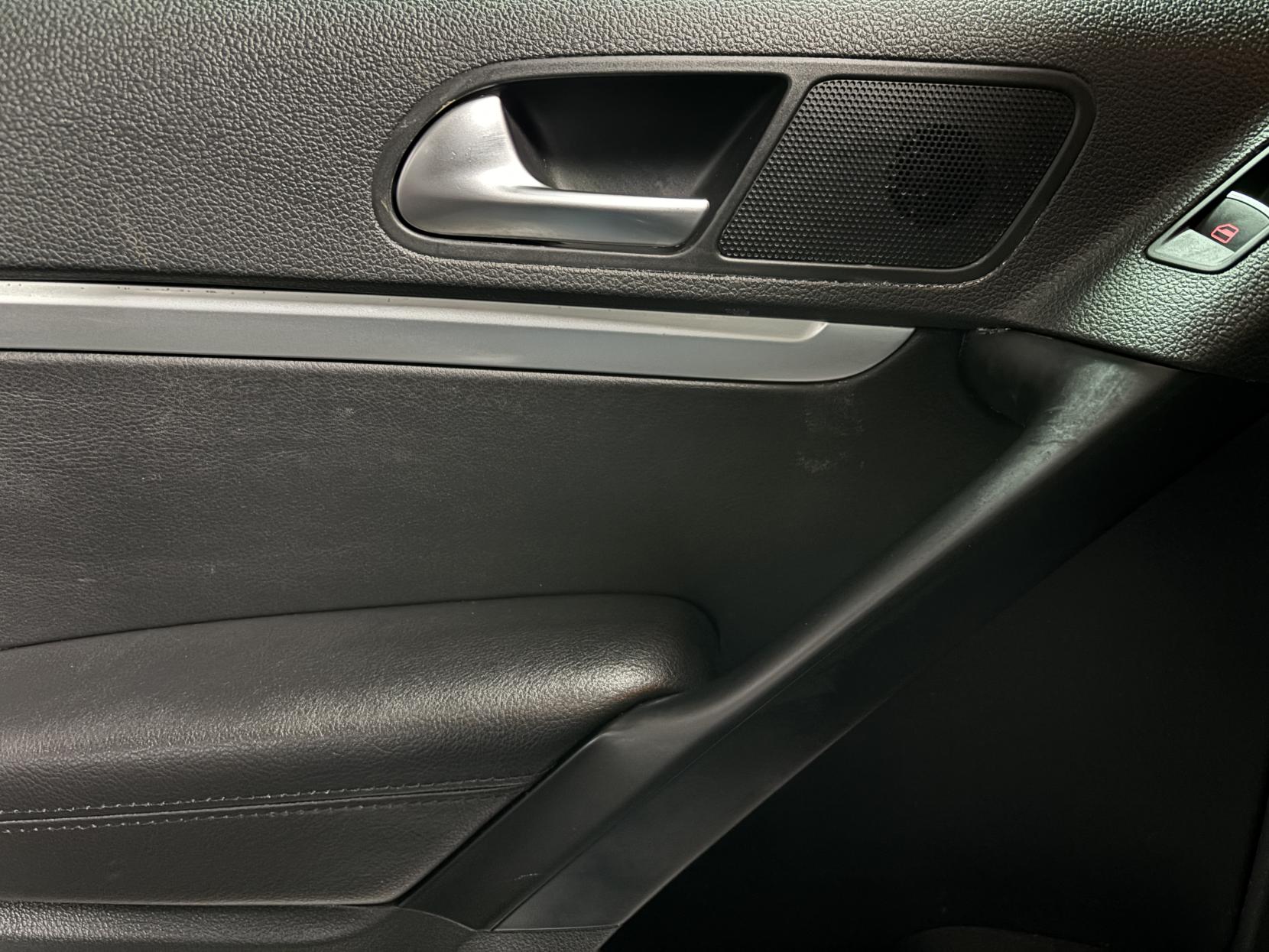 Volkswagen Tiguan 2.0 TDI BlueMotion Tech R-Line Edition SUV 5dr Diesel DSG 4WD Euro 6 (s/s) (150 ps)