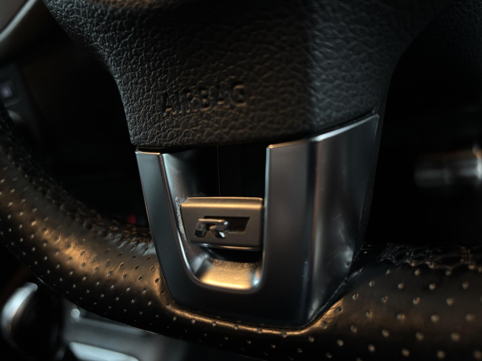 Volkswagen Tiguan 2.0 TDI BlueMotion Tech R-Line Edition SUV 5dr Diesel DSG 4WD Euro 6 (s/s) (150 ps)