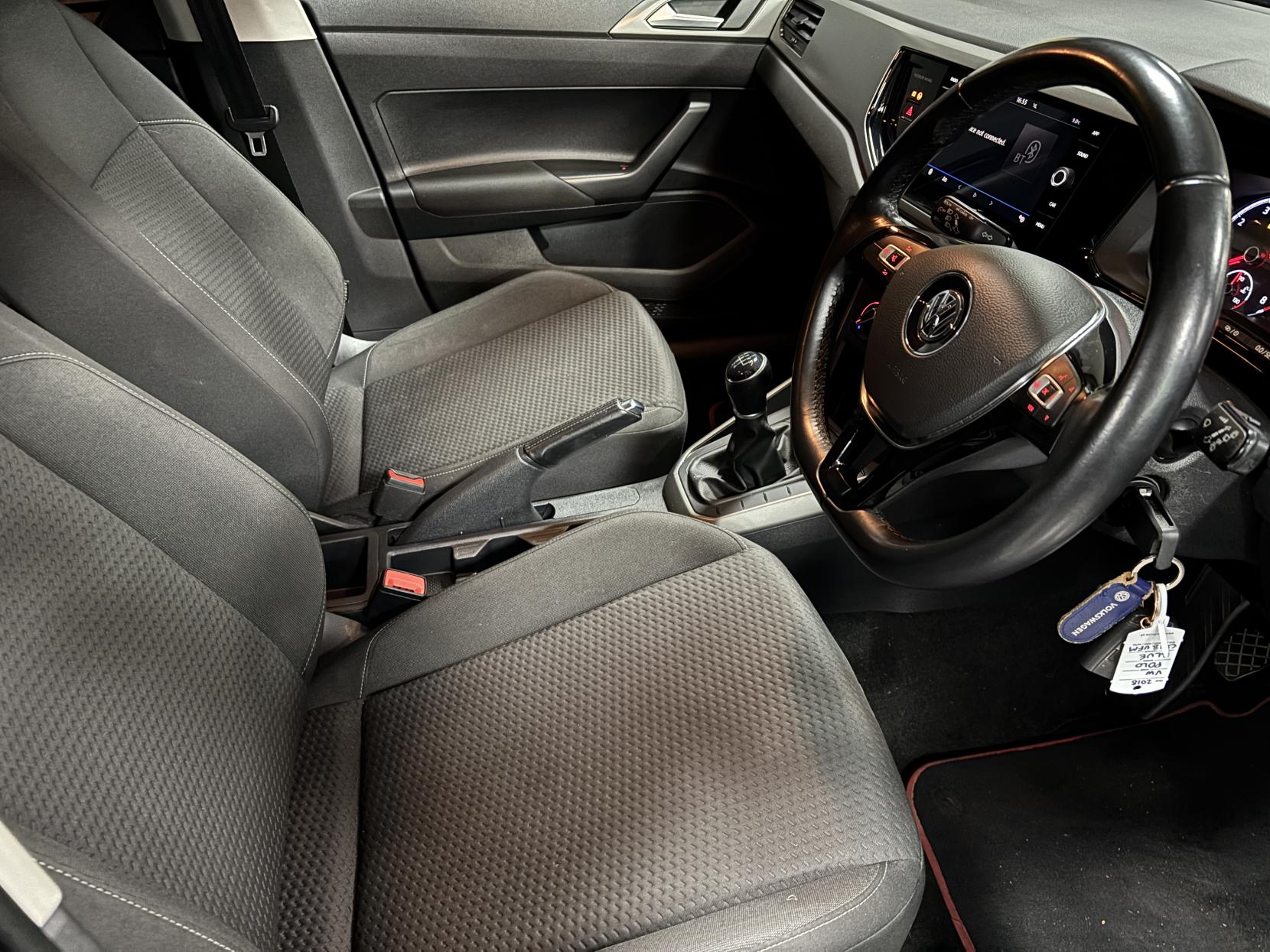 Volkswagen Polo 1.0 TSI SE Hatchback 5dr Petrol Manual Euro 6 (s/s) (95 ps)