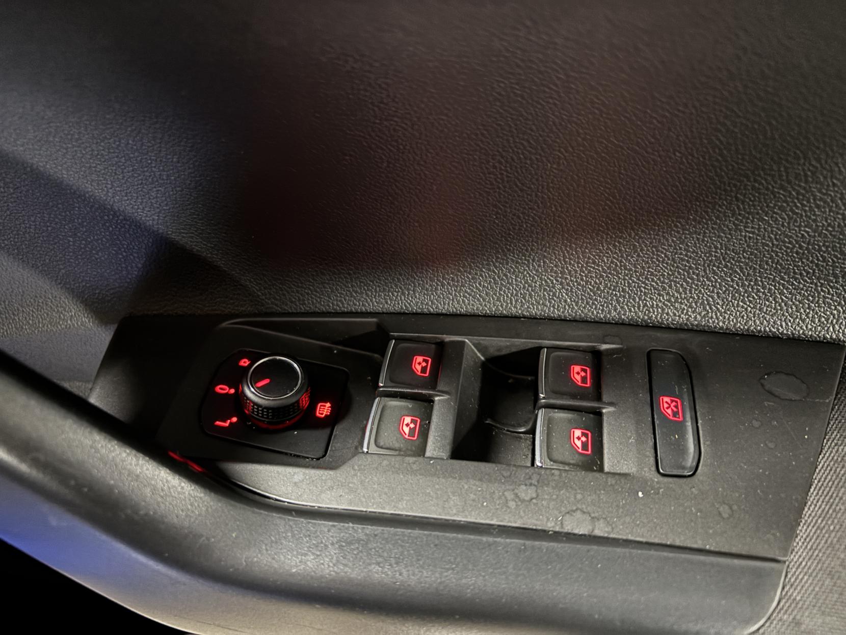 Volkswagen Polo 1.0 TSI SE Hatchback 5dr Petrol Manual Euro 6 (s/s) (95 ps)