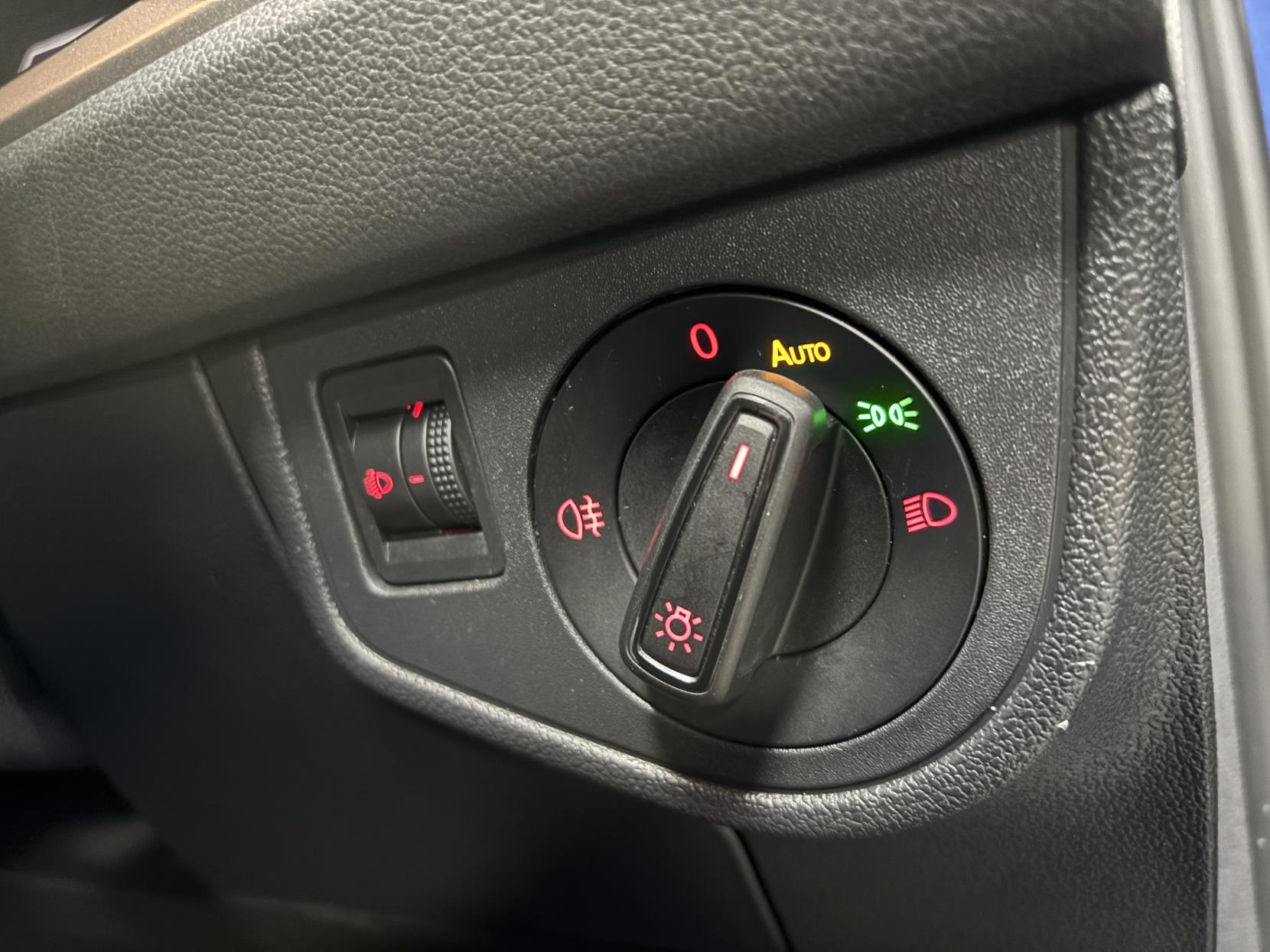 Volkswagen Polo 1.0 TSI SE Hatchback 5dr Petrol Manual Euro 6 (s/s) (95 ps)