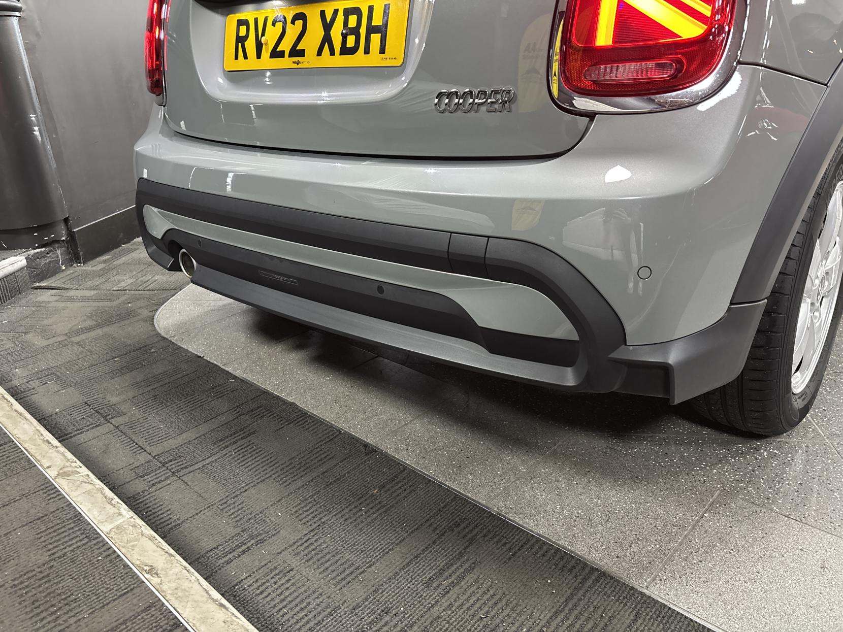 MINI Hatch 1.5 Cooper Classic Hatchback 5dr Petrol Manual Euro 6 (s/s) (136 ps)