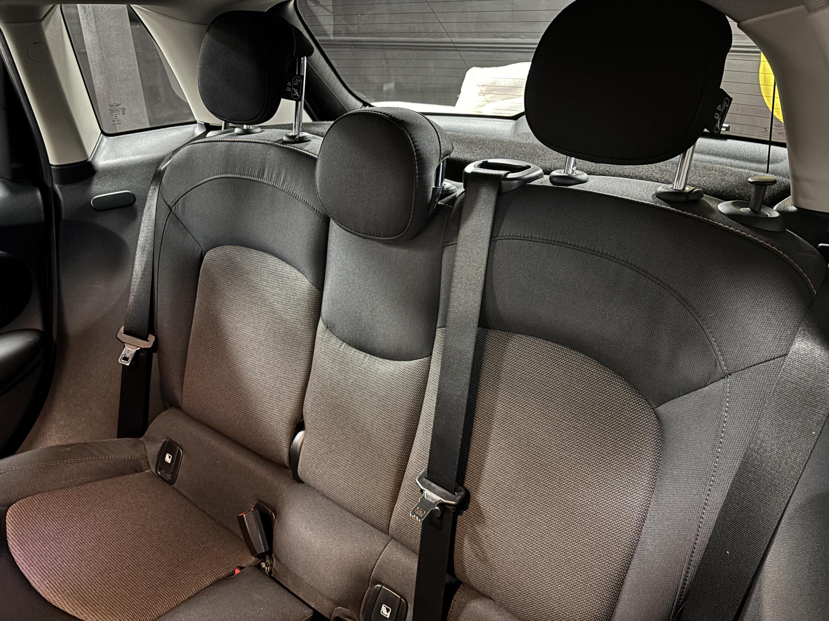 MINI Hatch 1.5 Cooper Classic Hatchback 5dr Petrol Manual Euro 6 (s/s) (136 ps)