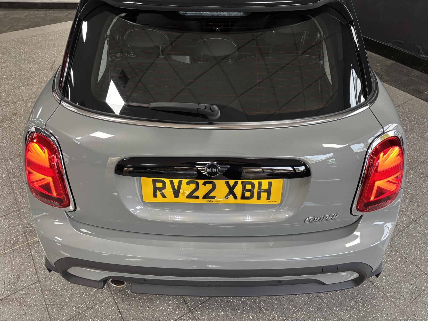 MINI Hatch 1.5 Cooper Classic Hatchback 5dr Petrol Manual Euro 6 (s/s) (136 ps)