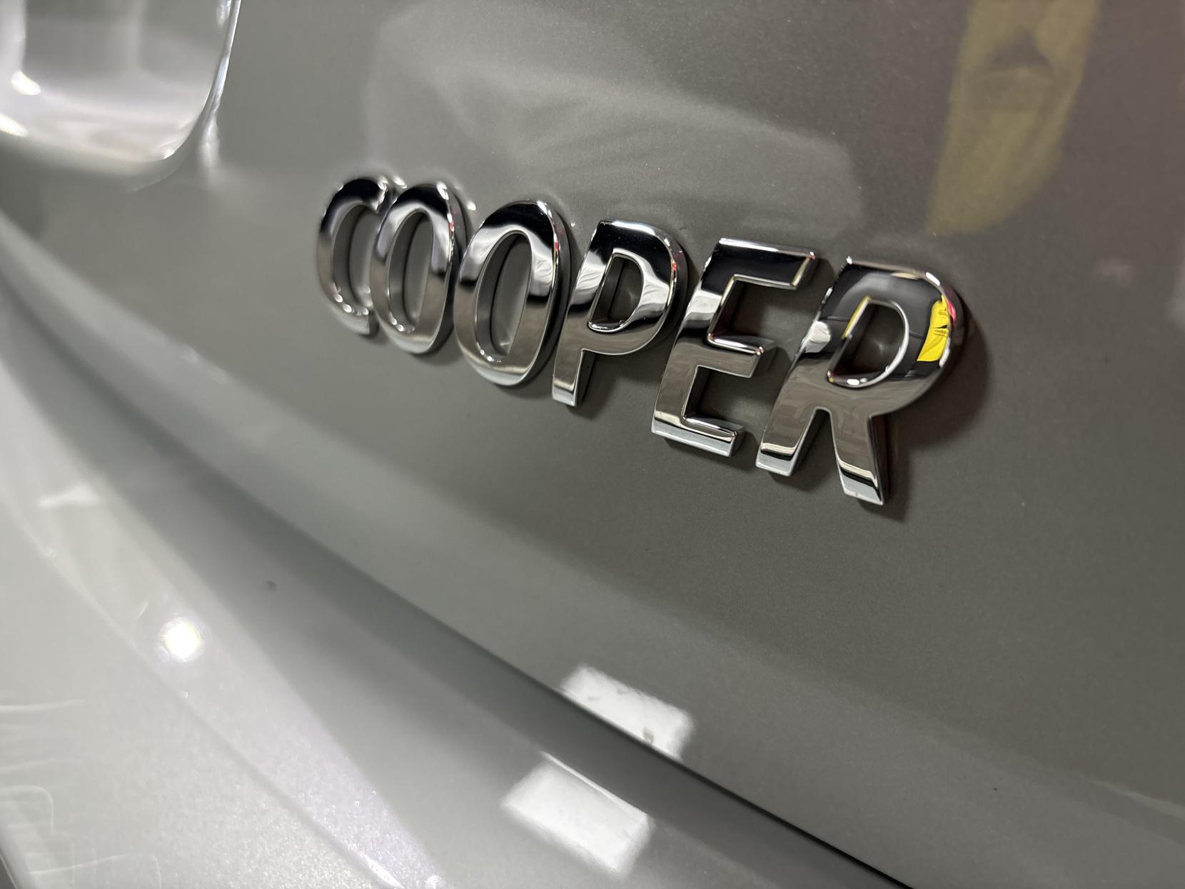 MINI Hatch 1.5 Cooper Classic Hatchback 5dr Petrol Manual Euro 6 (s/s) (136 ps)