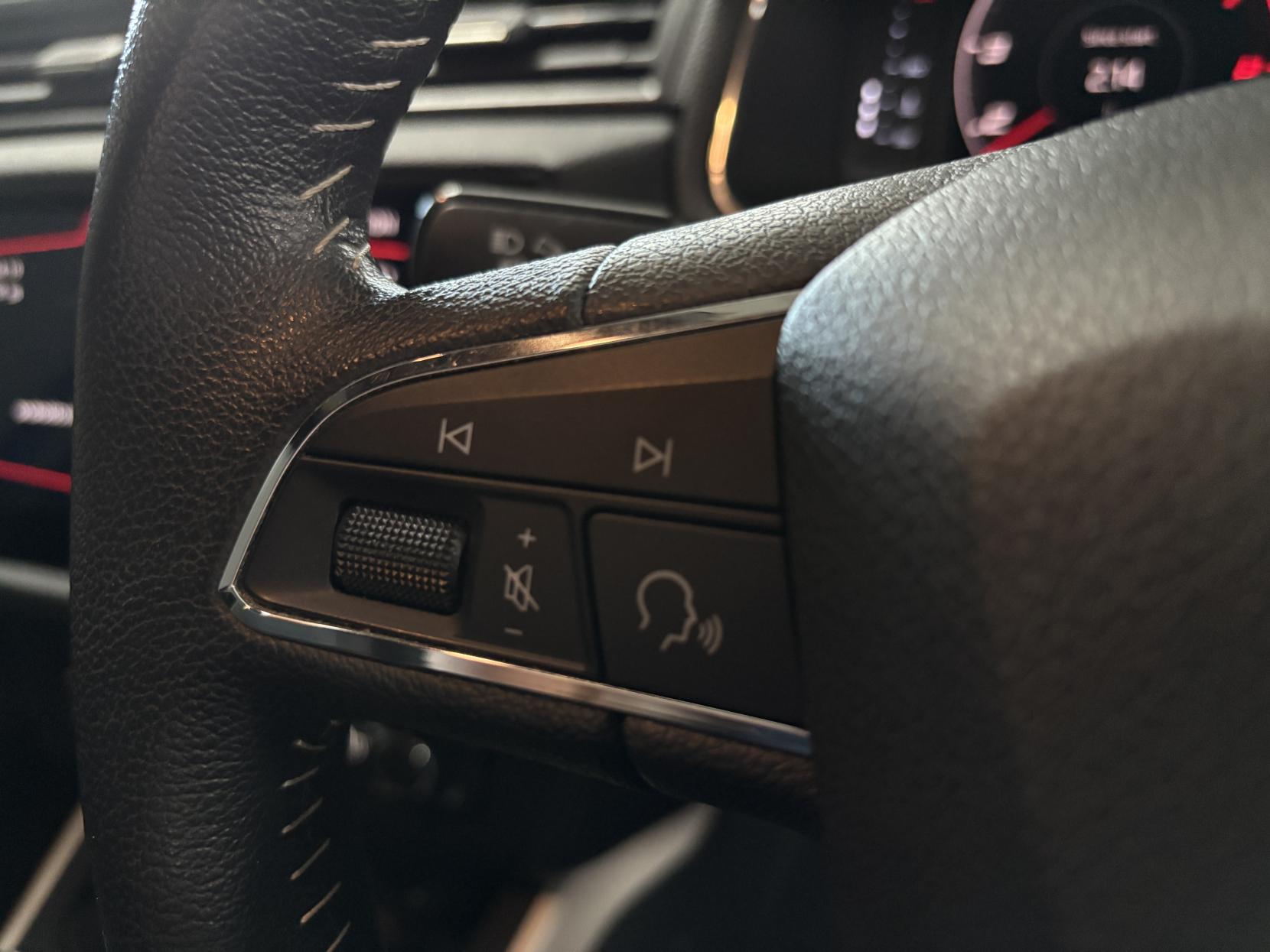 SEAT Arona 1.0 TSI GPF XCELLENCE Lux SUV 5dr Petrol DSG Euro 6 (s/s) (115 ps)