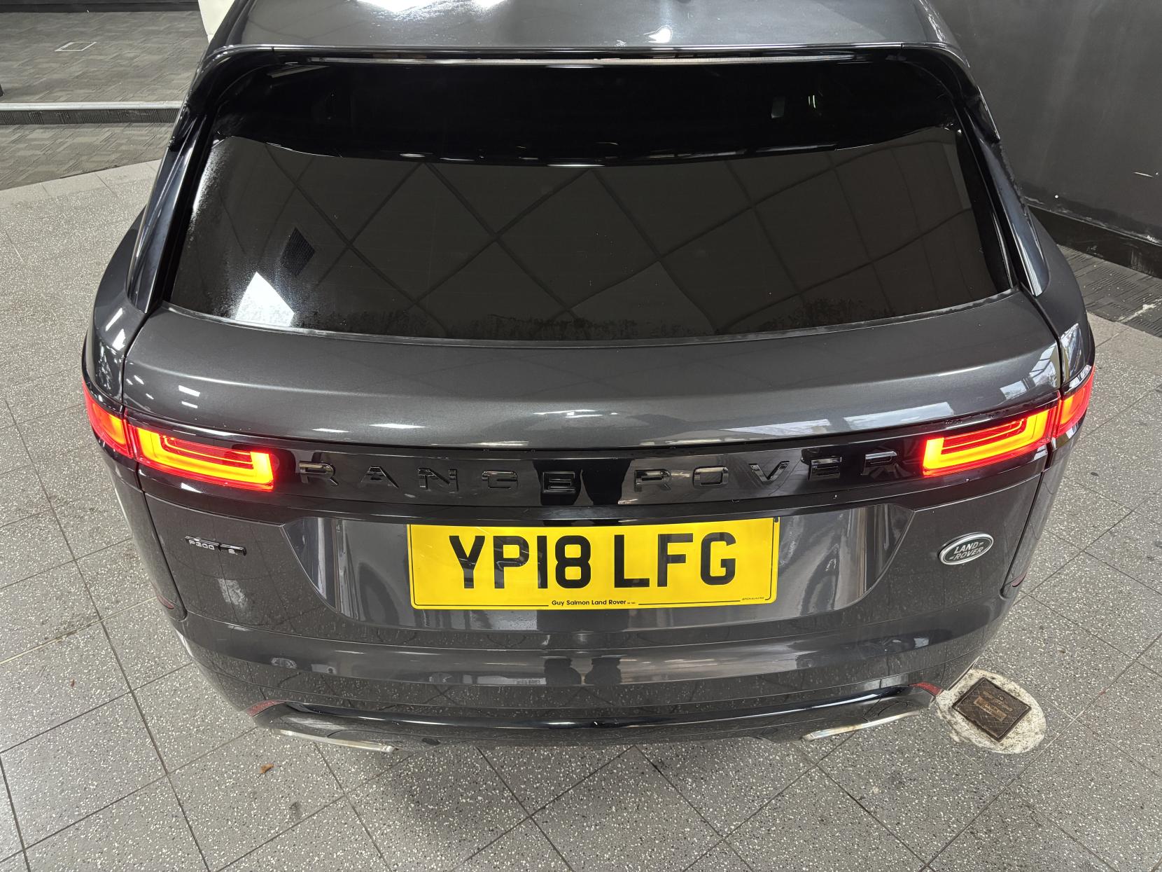 Land Rover Range Rover Velar 2.0 P300 R-Dynamic S SUV 5dr Petrol Auto 4WD Euro 6 (s/s) (300 ps)