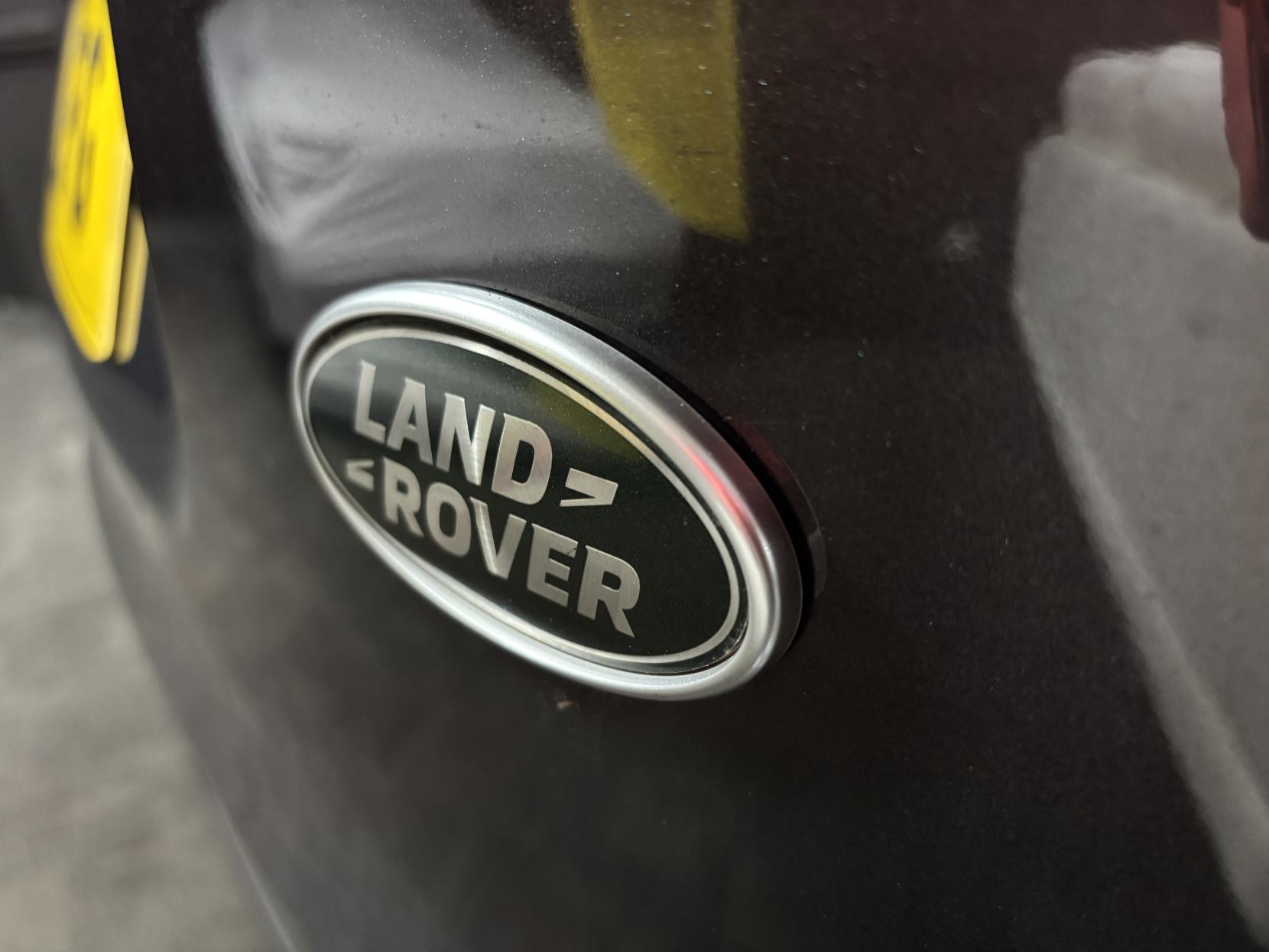 Land Rover Range Rover Velar 2.0 P300 R-Dynamic S SUV 5dr Petrol Auto 4WD Euro 6 (s/s) (300 ps)