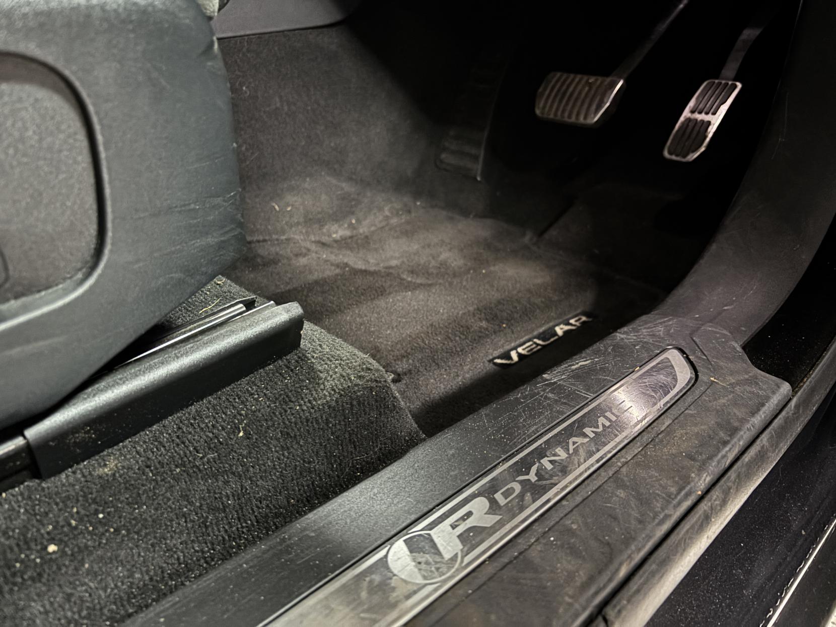 Land Rover Range Rover Velar 2.0 P300 R-Dynamic S SUV 5dr Petrol Auto 4WD Euro 6 (s/s) (300 ps)