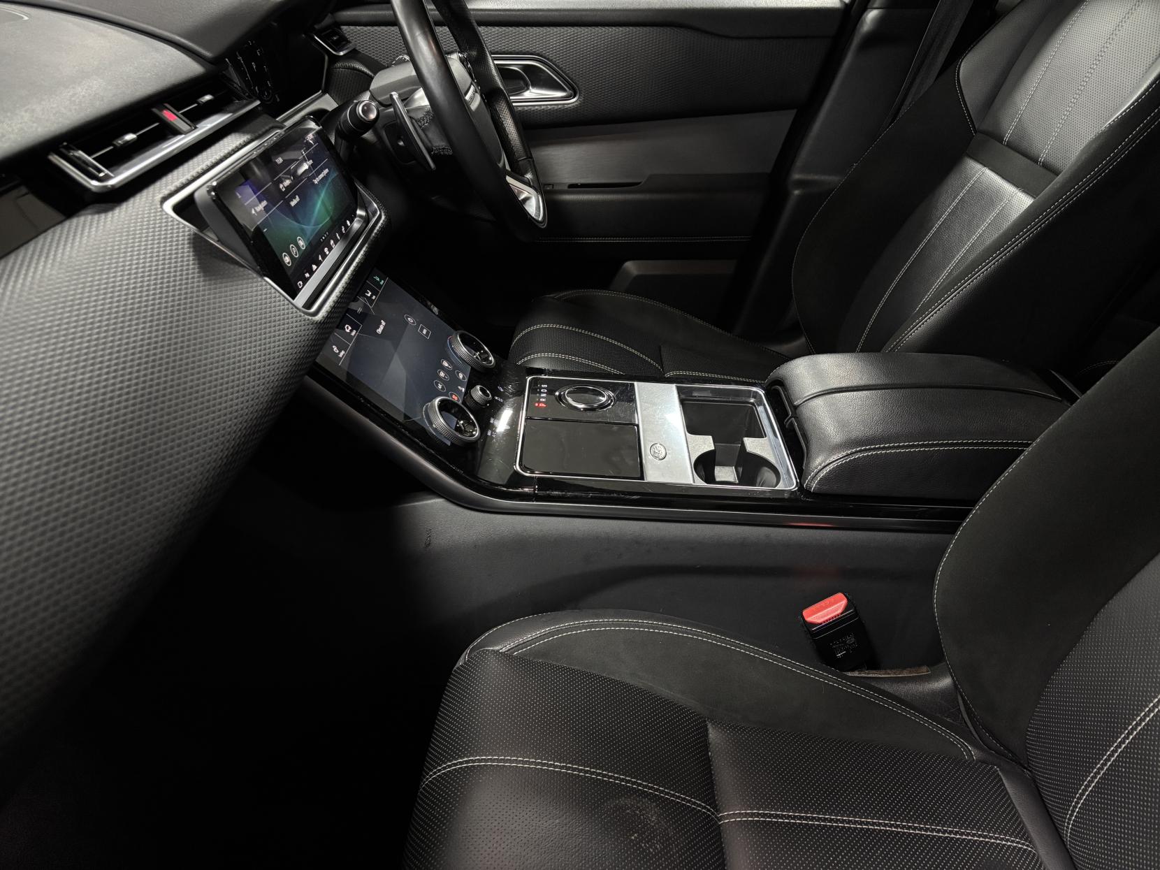 Land Rover Range Rover Velar 2.0 P300 R-Dynamic S SUV 5dr Petrol Auto 4WD Euro 6 (s/s) (300 ps)