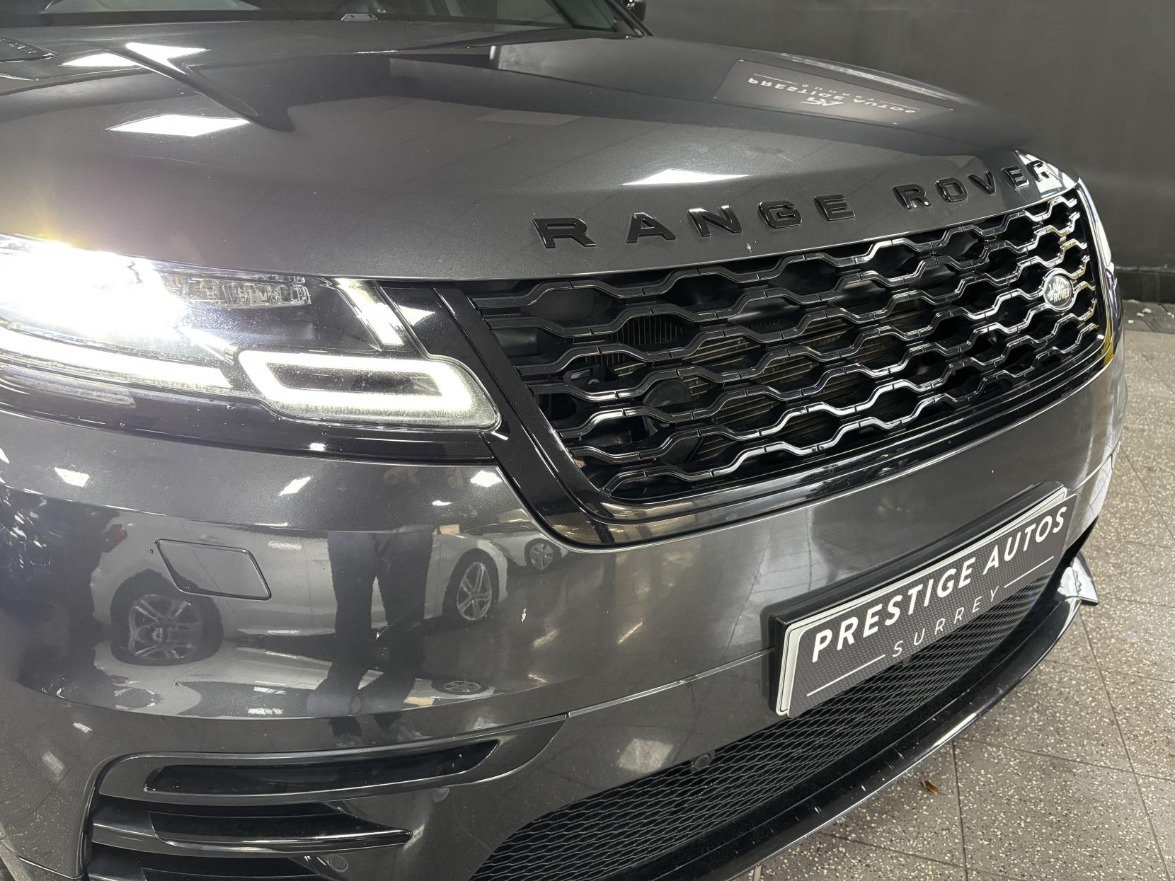 Land Rover Range Rover Velar 2.0 P300 R-Dynamic S SUV 5dr Petrol Auto 4WD Euro 6 (s/s) (300 ps)