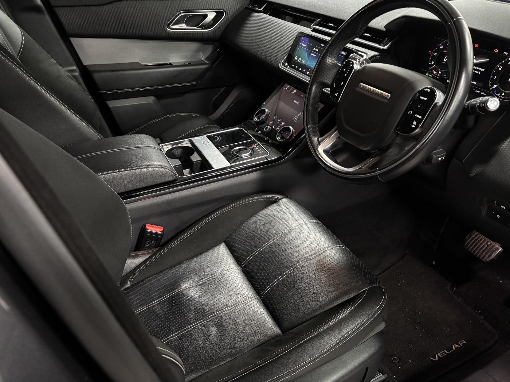 Land Rover Range Rover Velar 2.0 P300 R-Dynamic S SUV 5dr Petrol Auto 4WD Euro 6 (s/s) (300 ps)