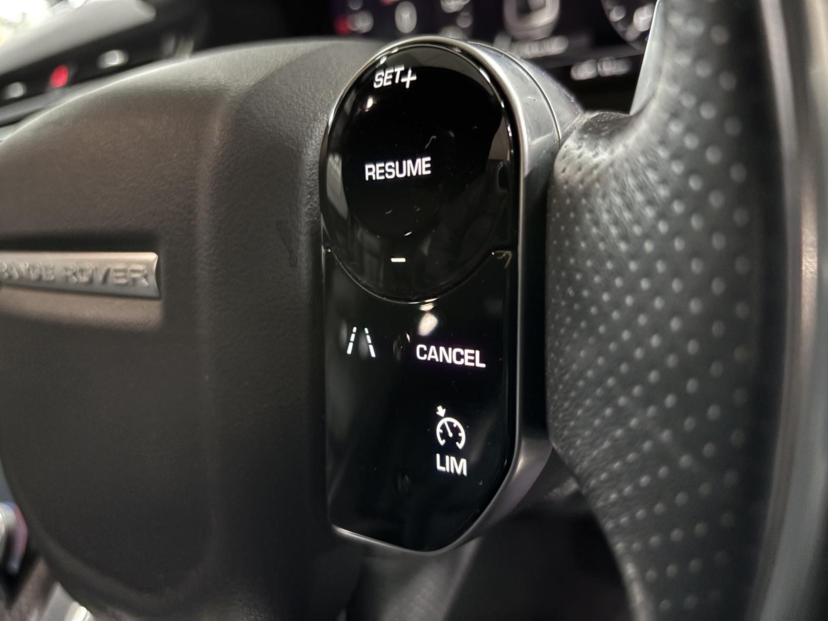 Land Rover Range Rover Velar 2.0 P300 R-Dynamic S SUV 5dr Petrol Auto 4WD Euro 6 (s/s) (300 ps)