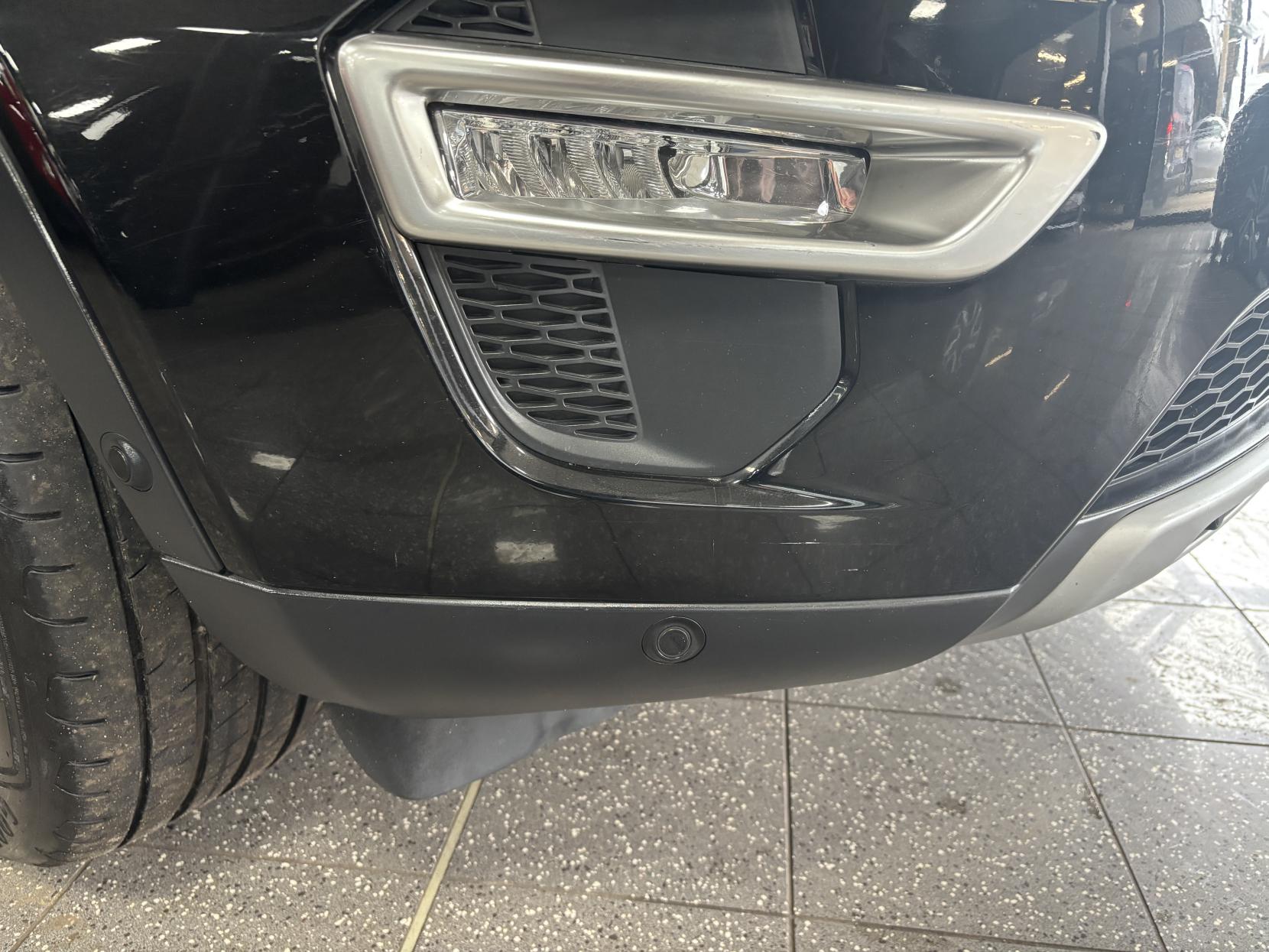 Land Rover Discovery Sport 2.0 TD4 HSE Luxury SUV 5dr Diesel Auto 4WD Euro 6 (s/s) (180 ps)