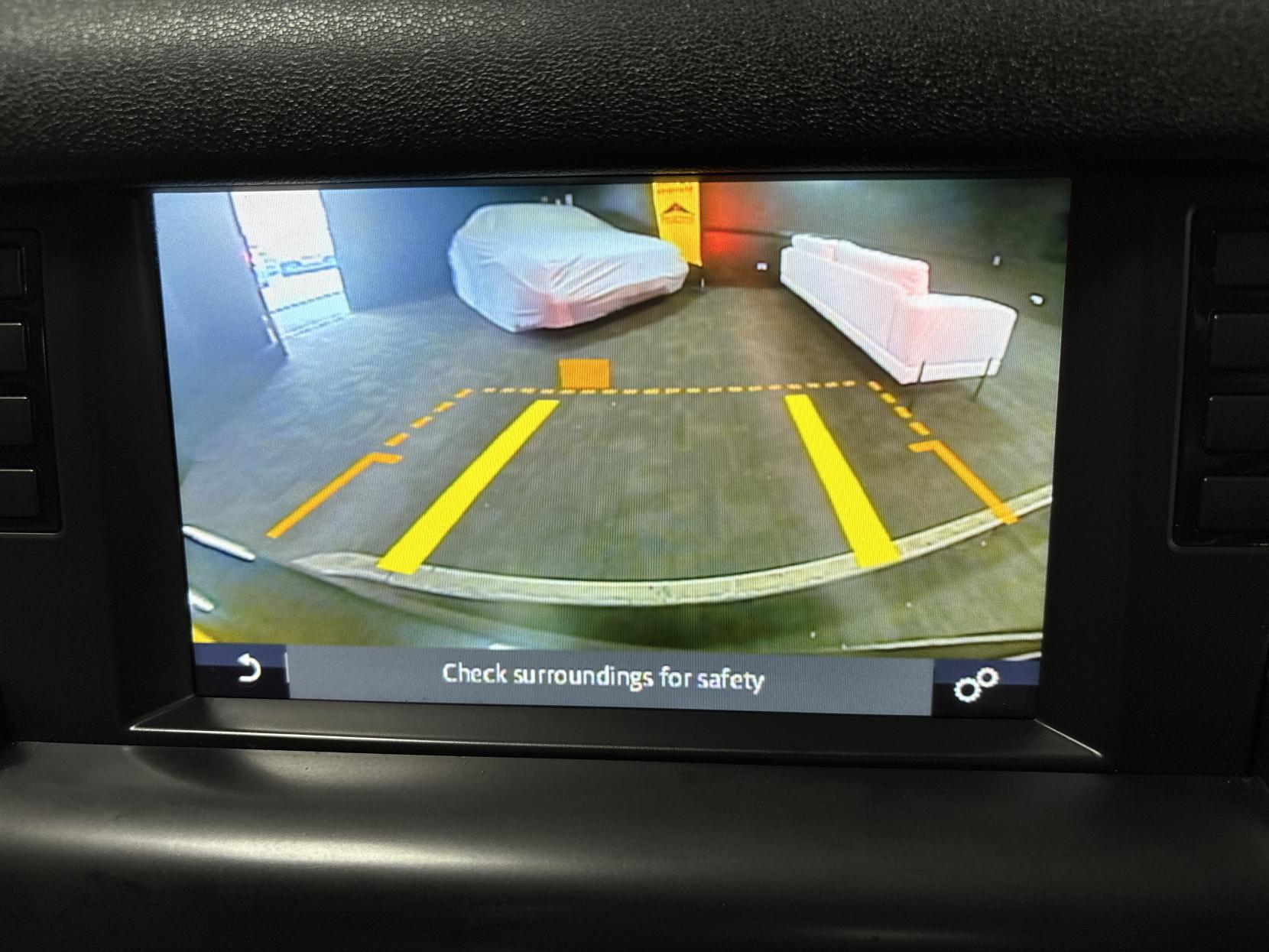 Land Rover Discovery Sport 2.0 TD4 HSE Luxury SUV 5dr Diesel Auto 4WD Euro 6 (s/s) (180 ps)