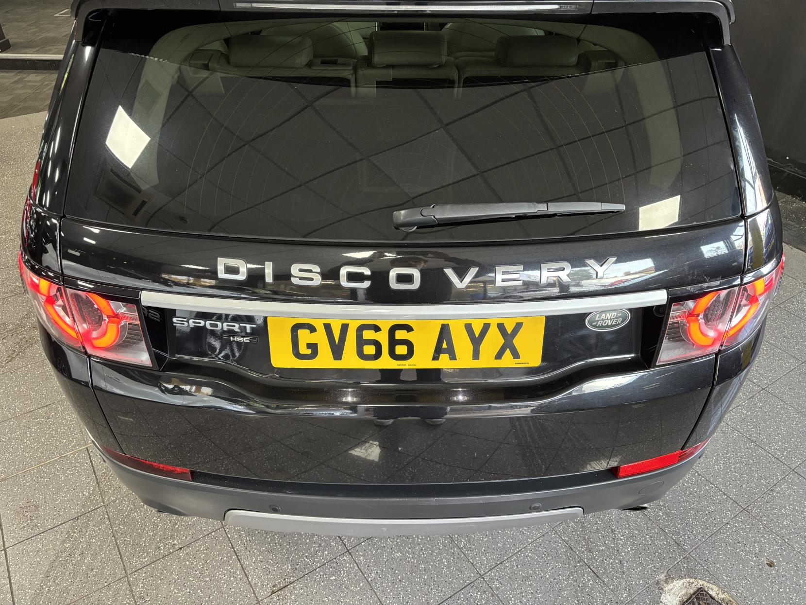 Land Rover Discovery Sport 2.0 TD4 HSE Luxury SUV 5dr Diesel Auto 4WD Euro 6 (s/s) (180 ps)