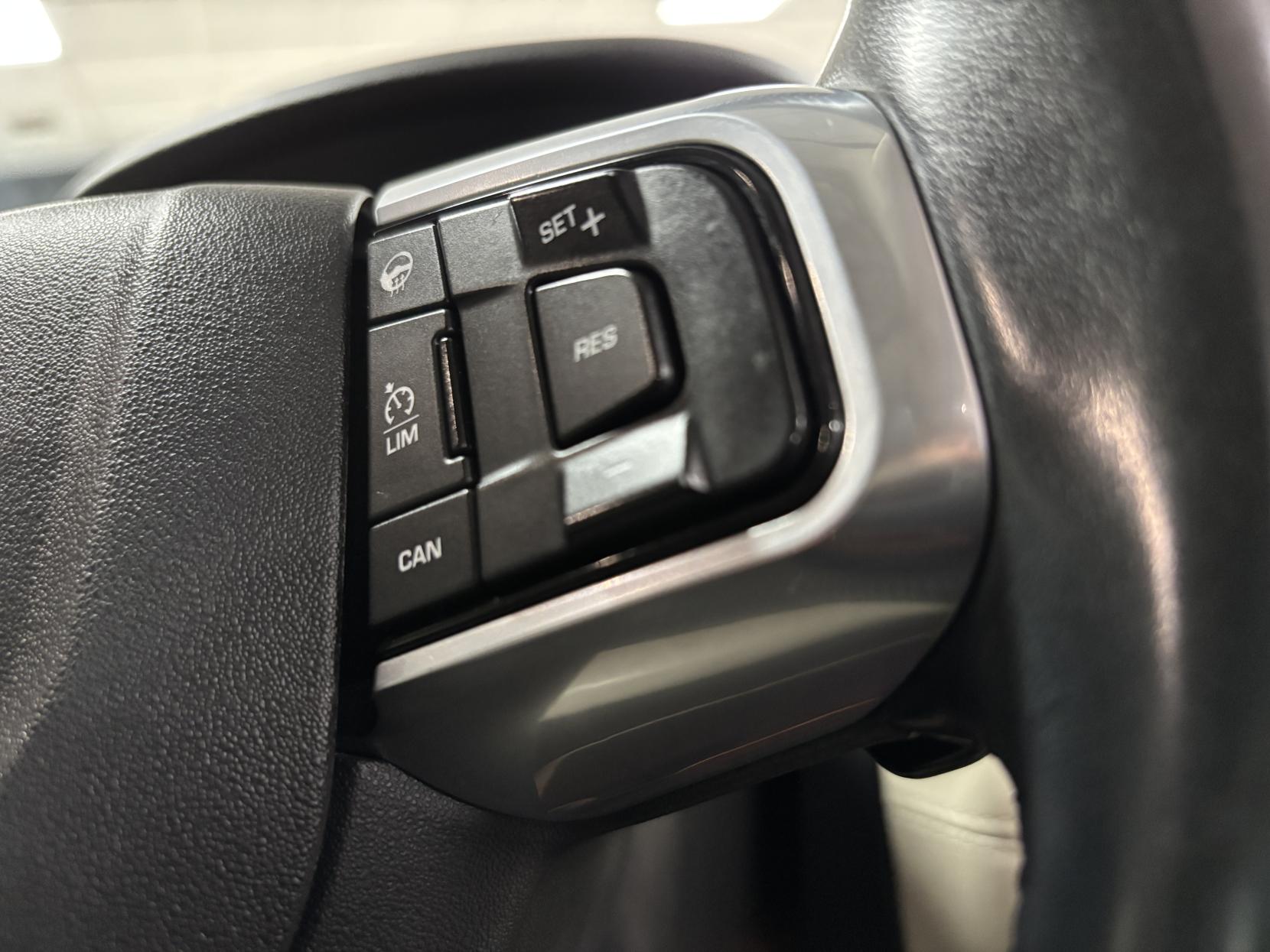 Land Rover Discovery Sport 2.0 TD4 HSE Luxury SUV 5dr Diesel Auto 4WD Euro 6 (s/s) (180 ps)