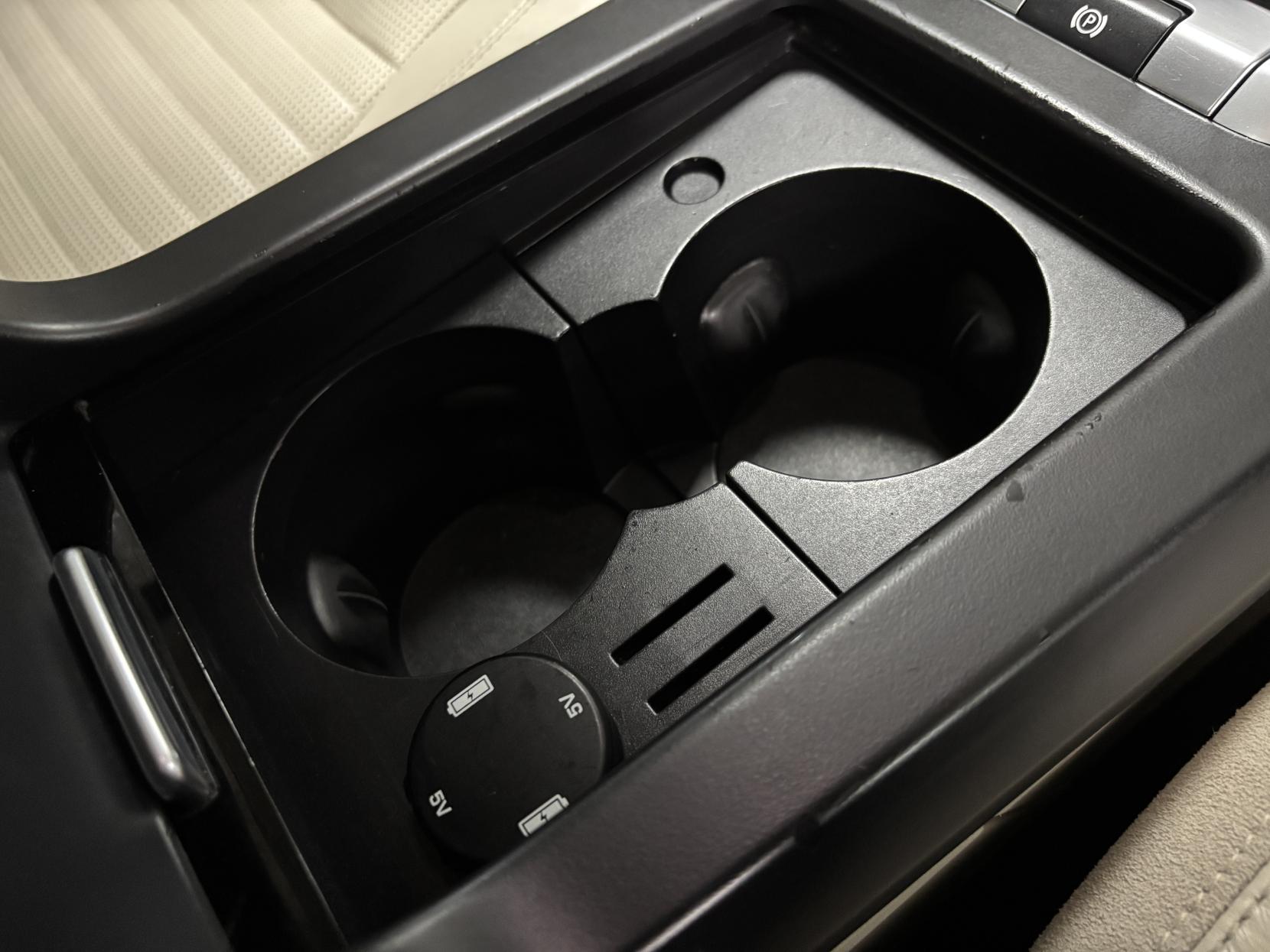 Land Rover Discovery Sport 2.0 TD4 HSE Luxury SUV 5dr Diesel Auto 4WD Euro 6 (s/s) (180 ps)