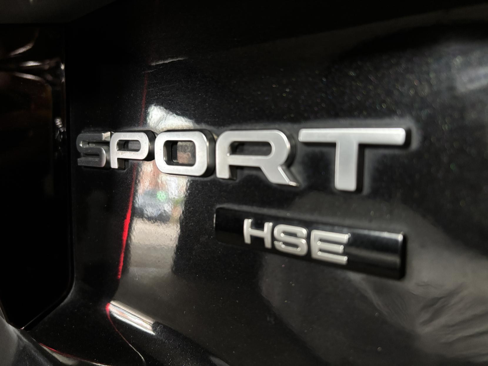 Land Rover Discovery Sport 2.0 TD4 HSE Luxury SUV 5dr Diesel Auto 4WD Euro 6 (s/s) (180 ps)