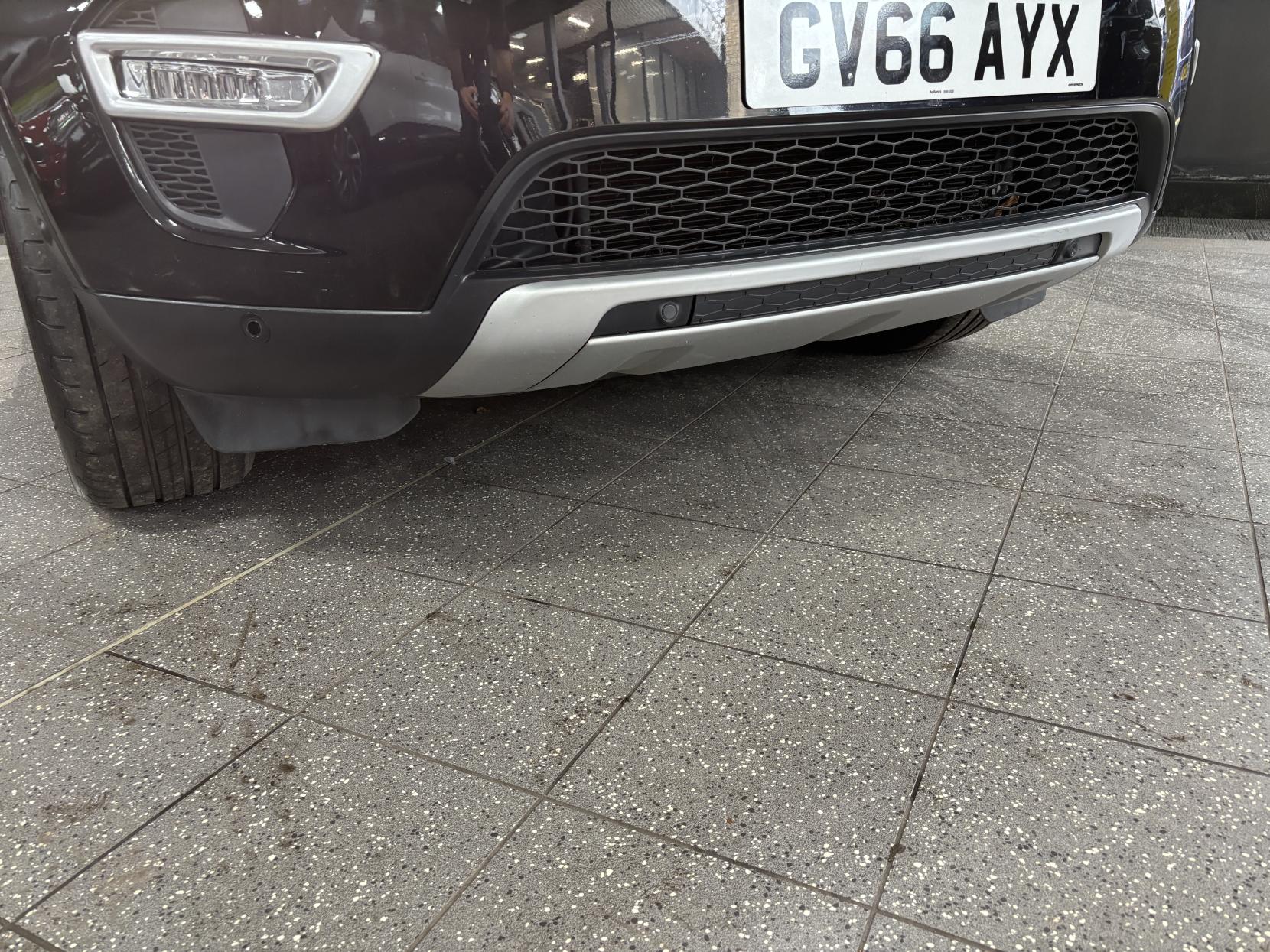 Land Rover Discovery Sport 2.0 TD4 HSE Luxury SUV 5dr Diesel Auto 4WD Euro 6 (s/s) (180 ps)