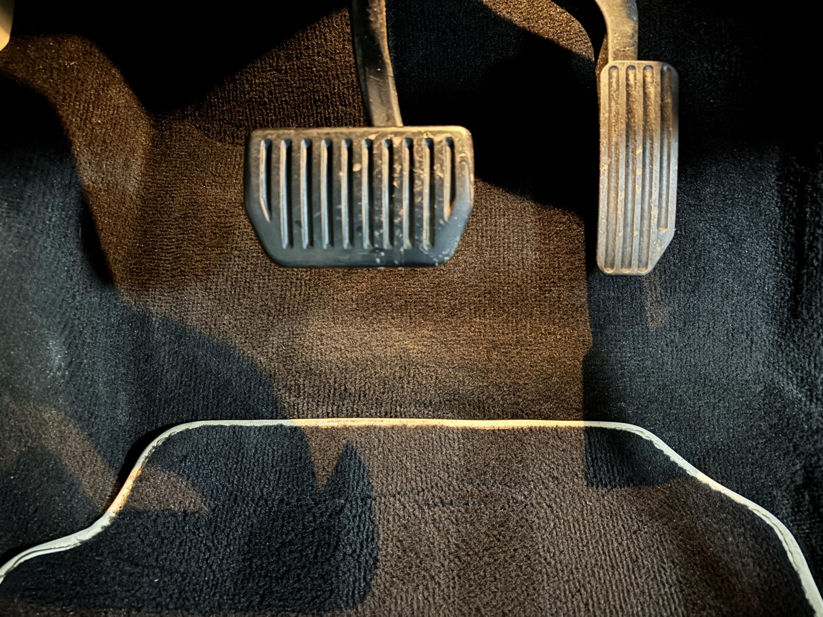 Land Rover Discovery Sport 2.0 TD4 HSE Luxury SUV 5dr Diesel Auto 4WD Euro 6 (s/s) (180 ps)