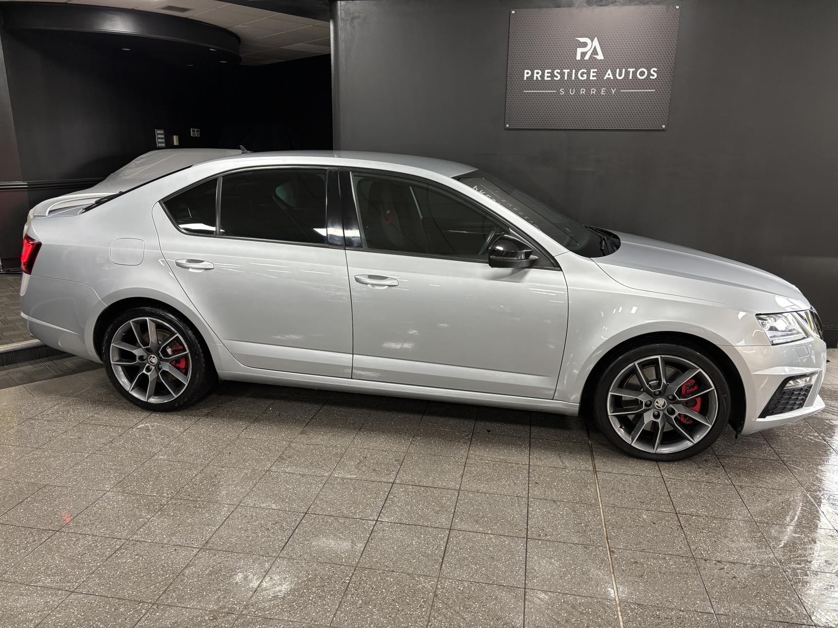 Skoda Octavia 2.0 TSI GPF vRS Hatchback 5dr Petrol DSG Euro 6 (s/s) (245 ps)