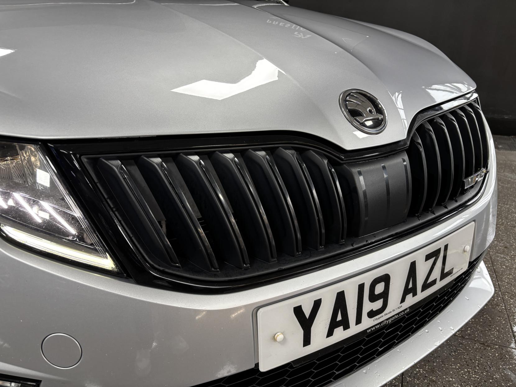 Skoda Octavia 2.0 TSI GPF vRS Hatchback 5dr Petrol DSG Euro 6 (s/s) (245 ps)