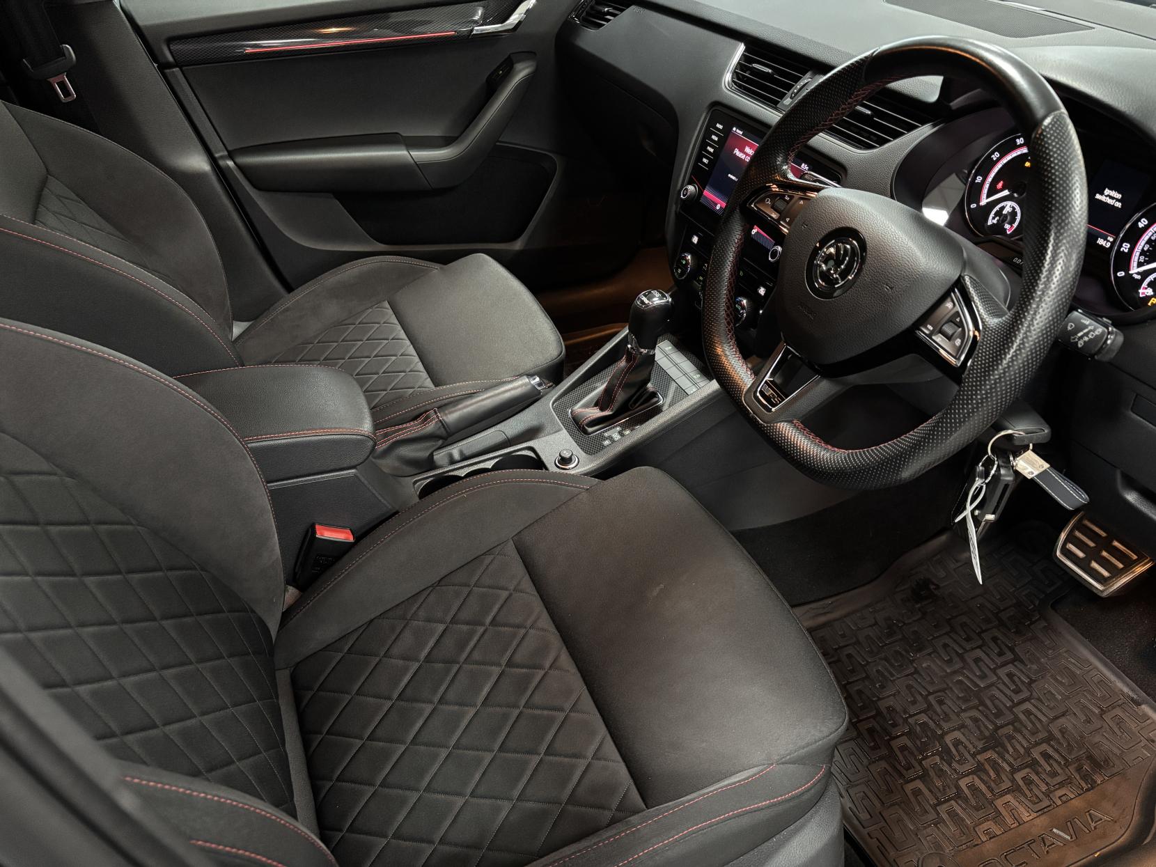 Skoda Octavia 2.0 TSI GPF vRS Hatchback 5dr Petrol DSG Euro 6 (s/s) (245 ps)