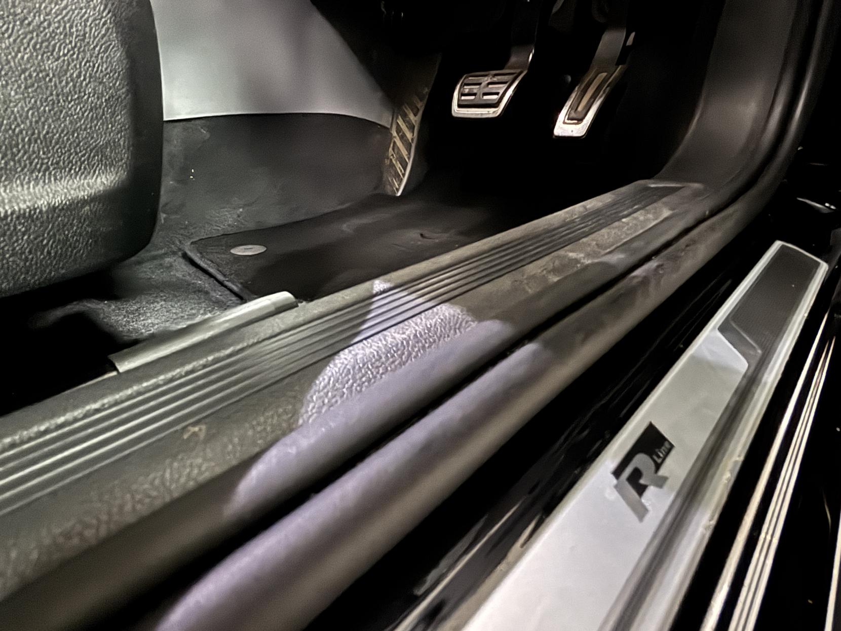 Volkswagen T-Cross 1.0 TSI R-Line SUV 5dr Petrol DSG Euro 6 (s/s) (110 ps)