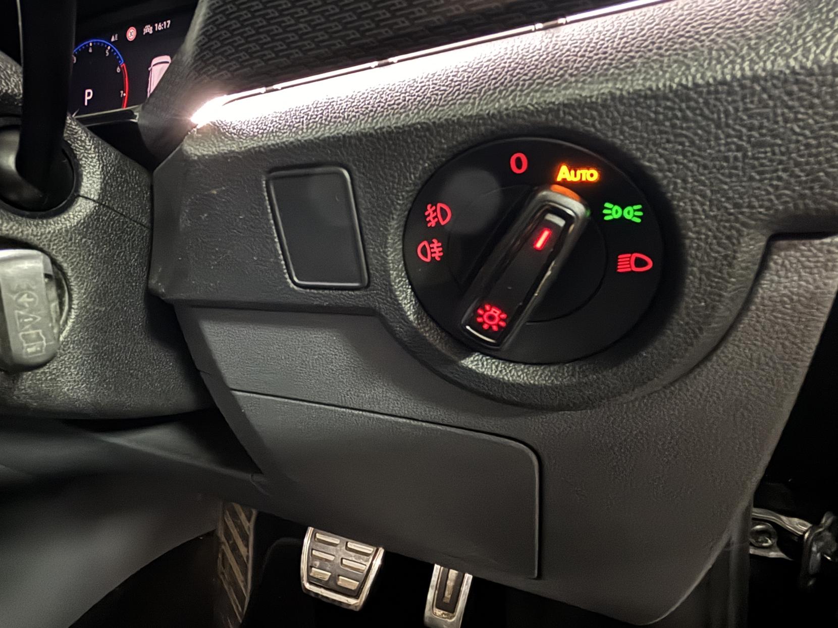 Volkswagen T-Cross 1.0 TSI R-Line SUV 5dr Petrol DSG Euro 6 (s/s) (110 ps)