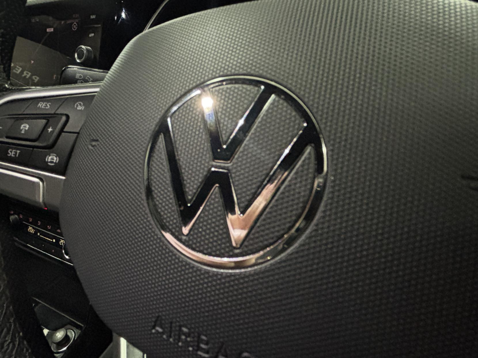 Volkswagen T-Cross 1.0 TSI R-Line SUV 5dr Petrol DSG Euro 6 (s/s) (110 ps)