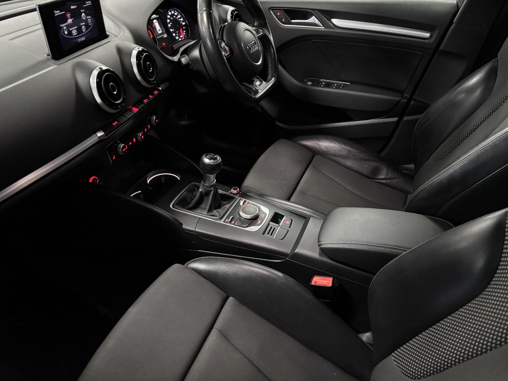 Audi A3 1.4 TFSI CoD S line Sportback 5dr Petrol Manual Euro 6 (s/s) (150 ps)