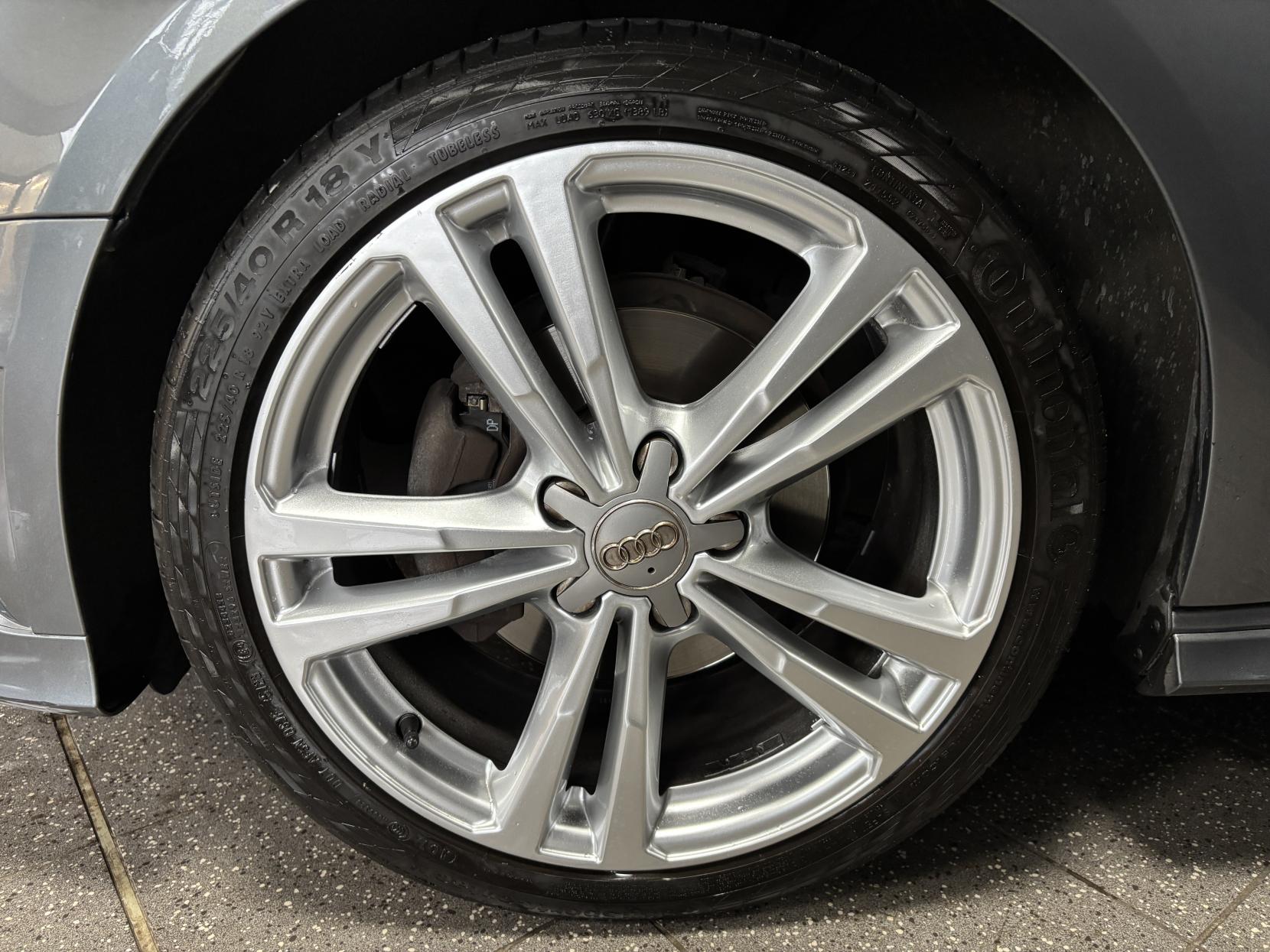 Audi A3 1.4 TFSI CoD S line Sportback 5dr Petrol Manual Euro 6 (s/s) (150 ps)