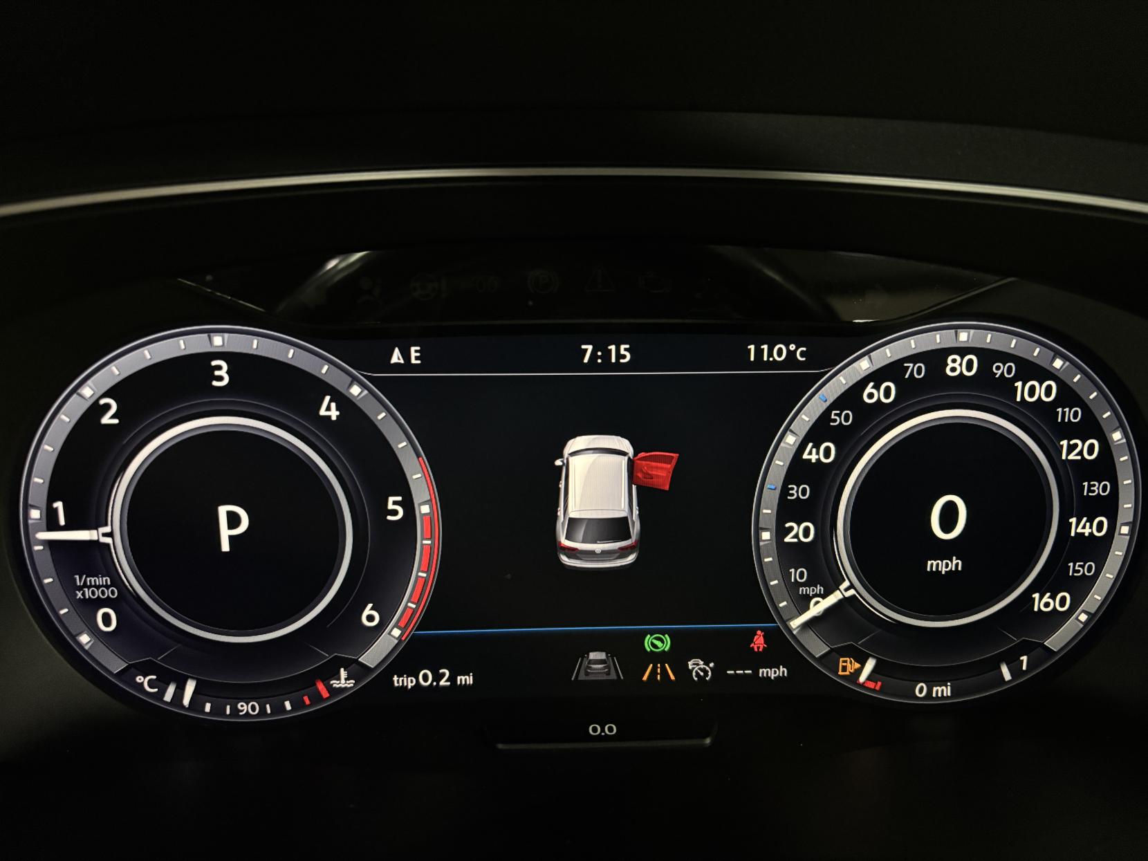 Volkswagen Tiguan 2.0 TDI BlueMotion Tech R-Line SUV 5dr Diesel DSG 4Motion Euro 6 (s/s) (150 ps)