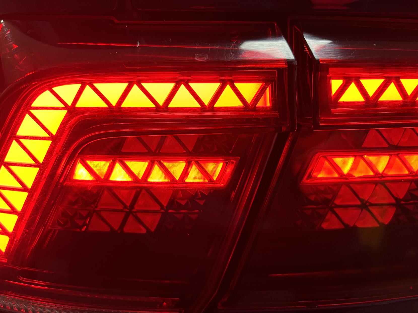 Volkswagen Tiguan 2.0 TDI BlueMotion Tech R-Line SUV 5dr Diesel DSG 4Motion Euro 6 (s/s) (150 ps)