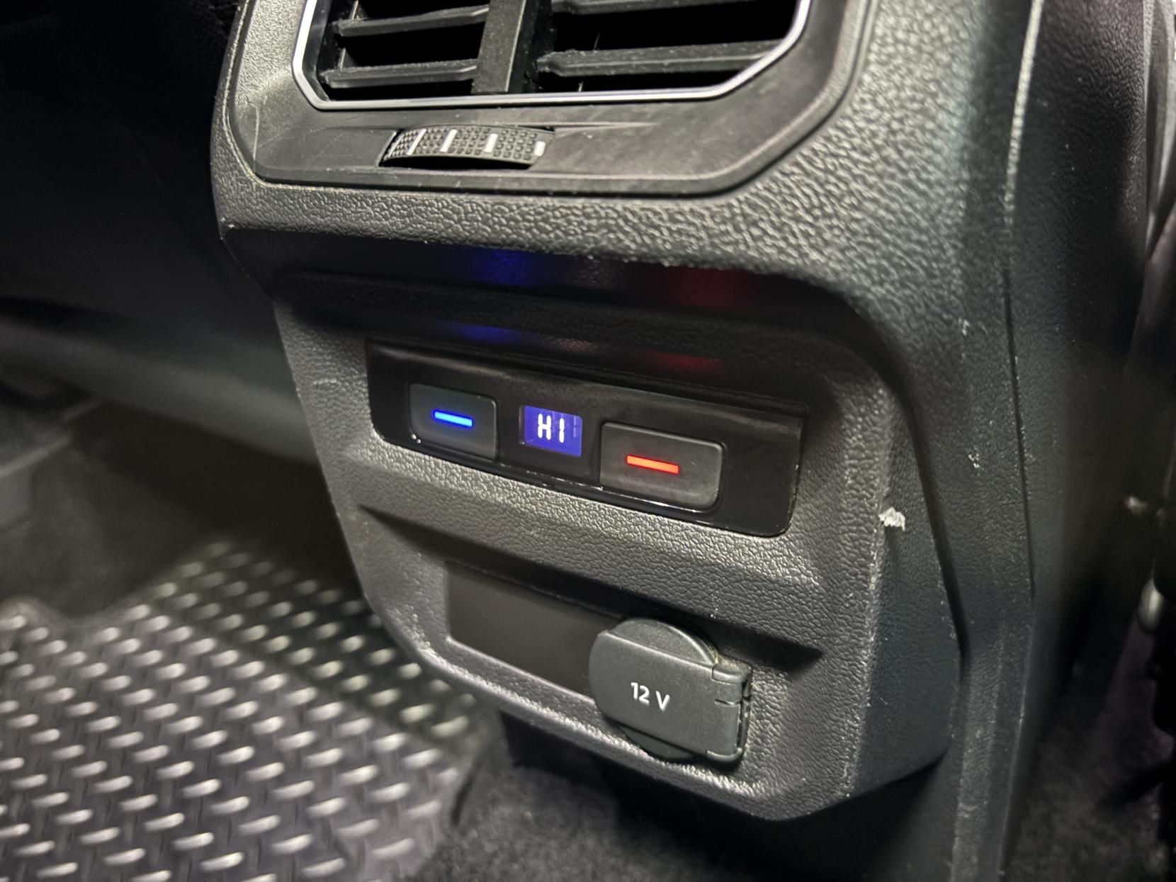 Volkswagen Tiguan 2.0 TDI BlueMotion Tech R-Line SUV 5dr Diesel DSG 4Motion Euro 6 (s/s) (150 ps)