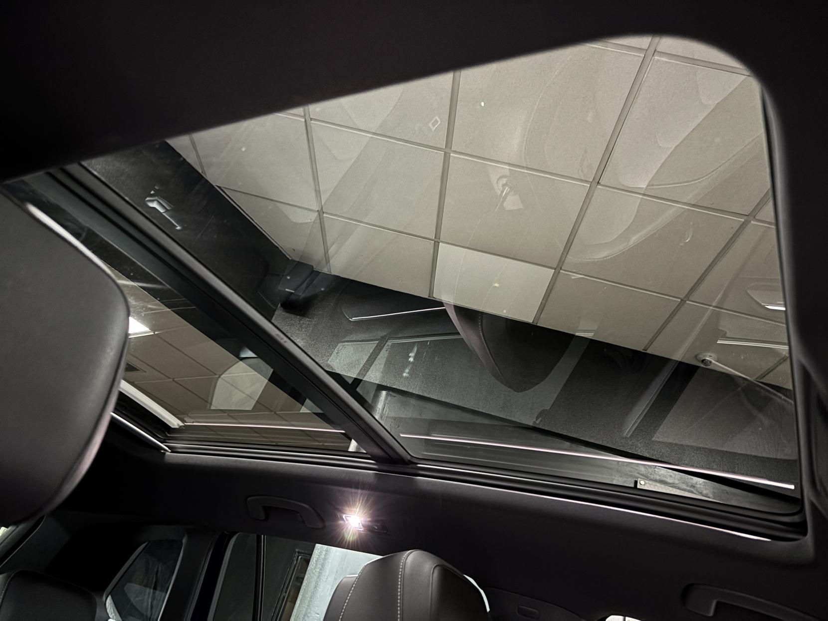 Volkswagen Tiguan 2.0 TDI BlueMotion Tech R-Line SUV 5dr Diesel DSG 4Motion Euro 6 (s/s) (150 ps)