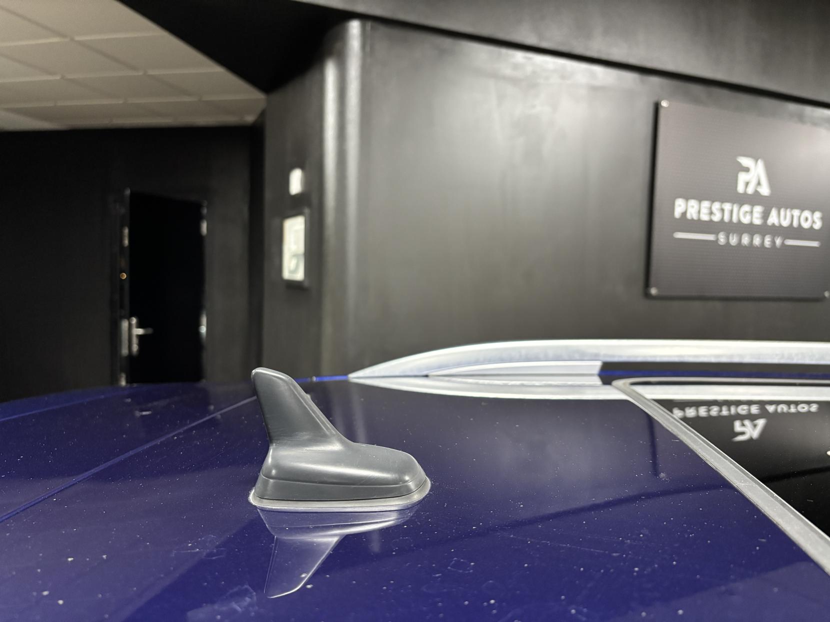 Volkswagen Tiguan 2.0 TDI BlueMotion Tech R-Line SUV 5dr Diesel DSG 4Motion Euro 6 (s/s) (150 ps)