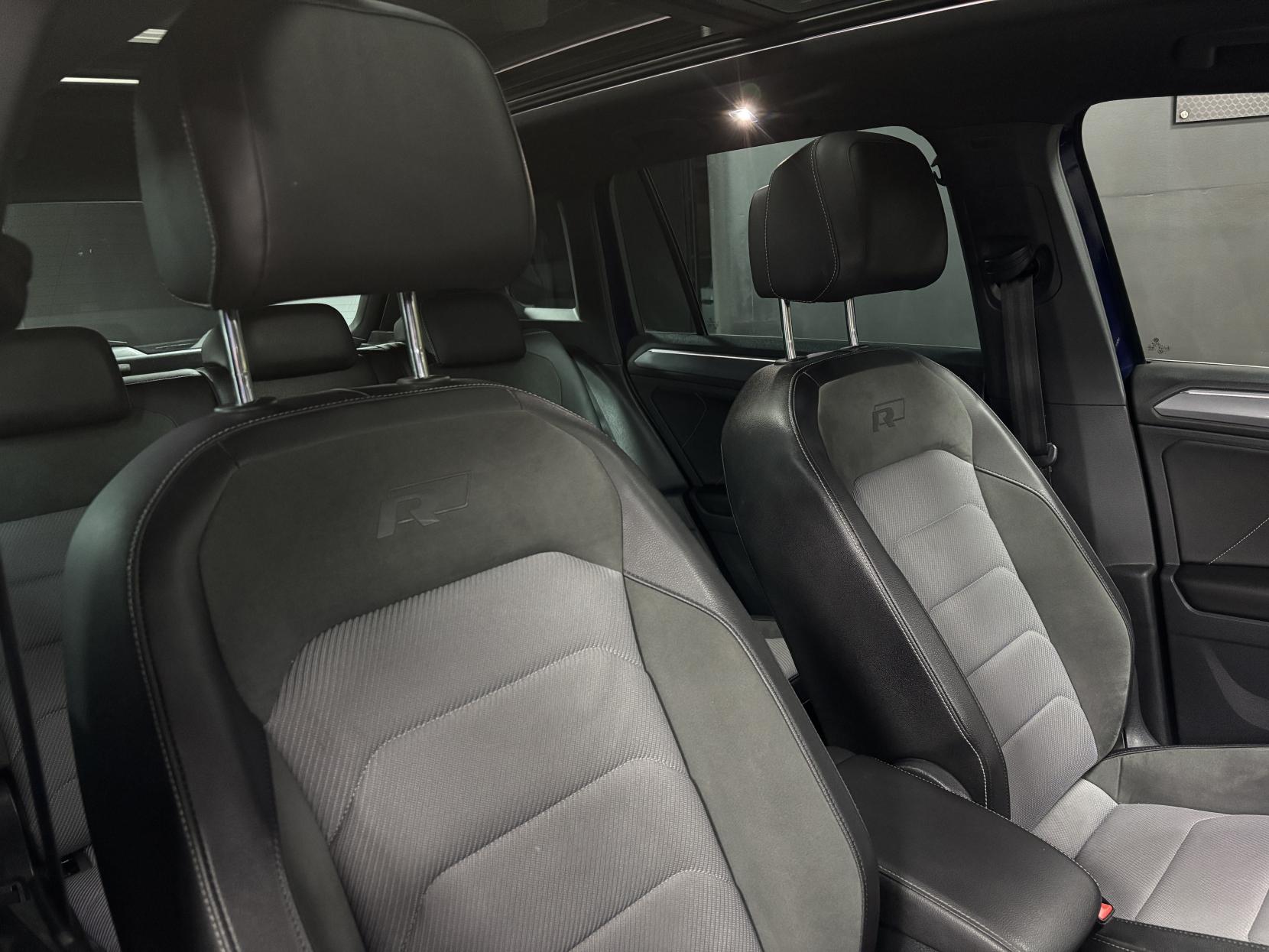 Volkswagen Tiguan 2.0 TDI BlueMotion Tech R-Line SUV 5dr Diesel DSG 4Motion Euro 6 (s/s) (150 ps)