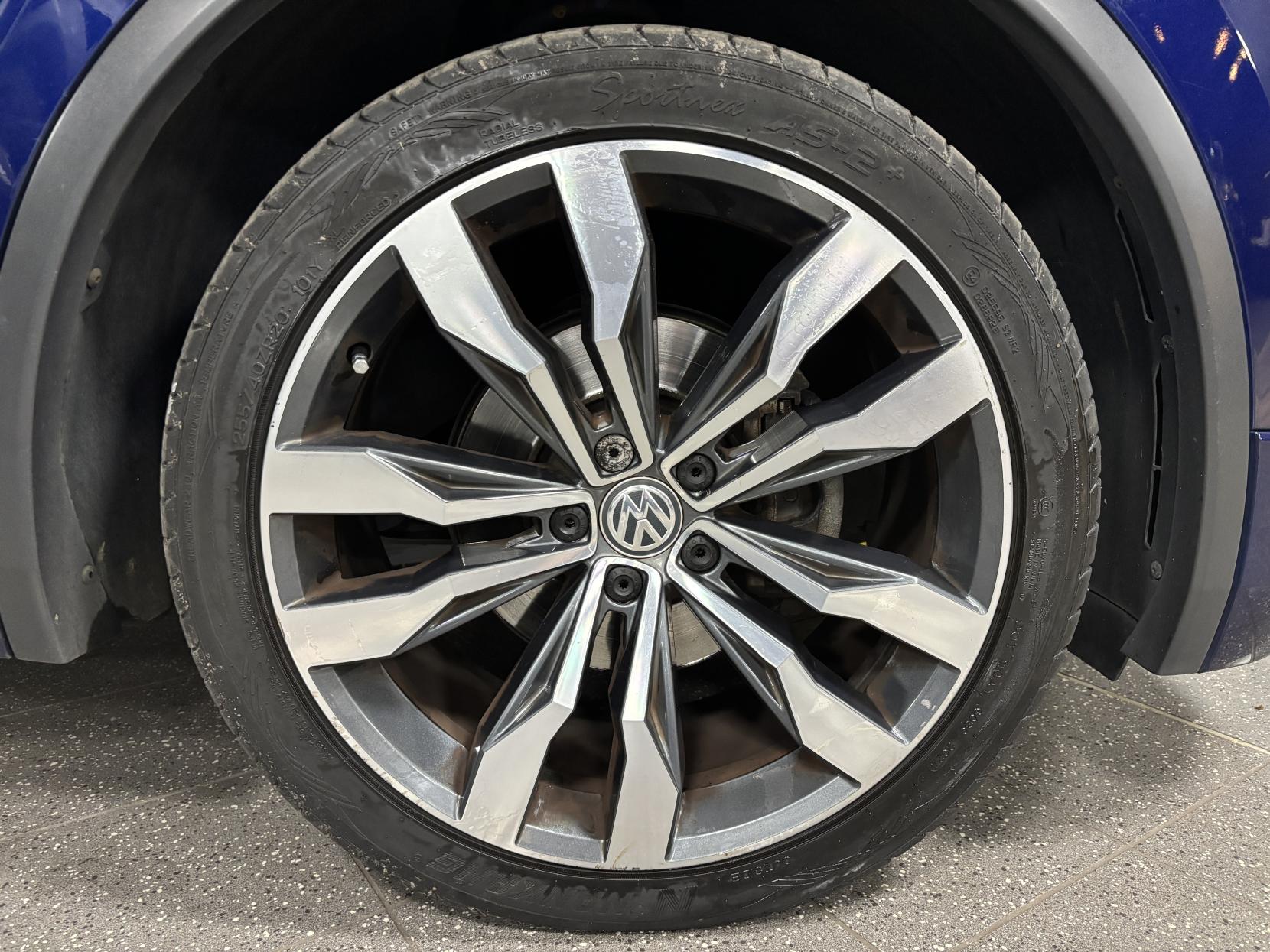 Volkswagen Tiguan 2.0 TDI BlueMotion Tech R-Line SUV 5dr Diesel DSG 4Motion Euro 6 (s/s) (150 ps)