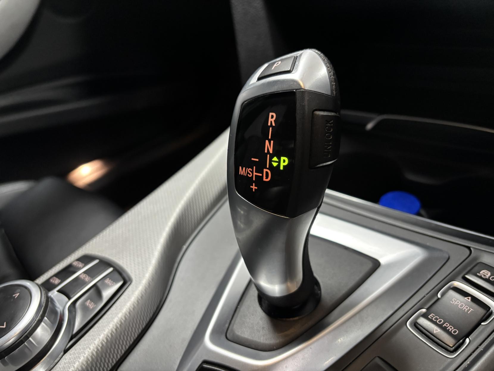 BMW 3 Series 2.0 330e 7.6kWh M Sport Saloon 4dr Petrol Plug-in Hybrid Auto Euro 6 (s/s) (252 ps)