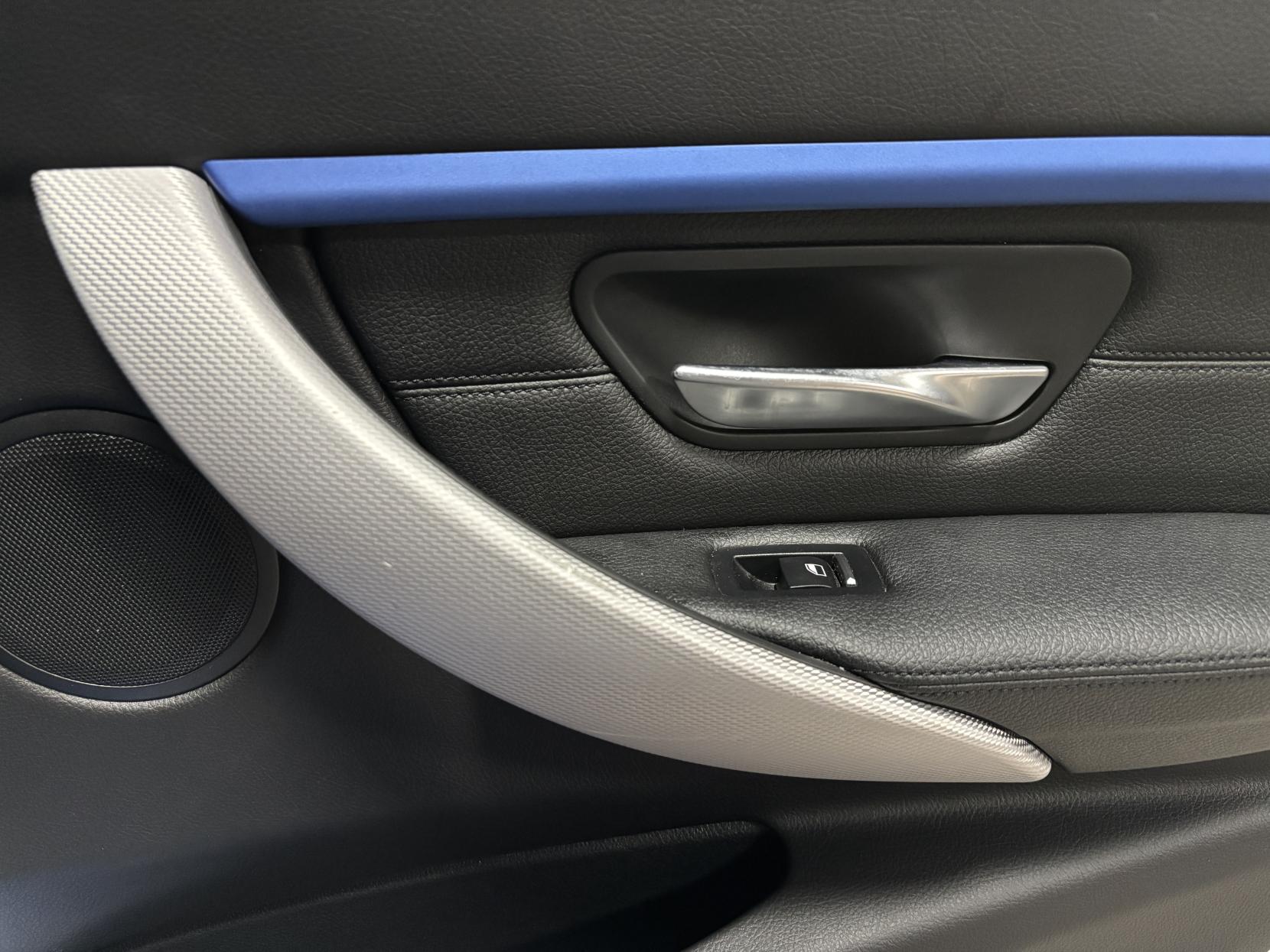 BMW 3 Series 2.0 330e 7.6kWh M Sport Saloon 4dr Petrol Plug-in Hybrid Auto Euro 6 (s/s) (252 ps)