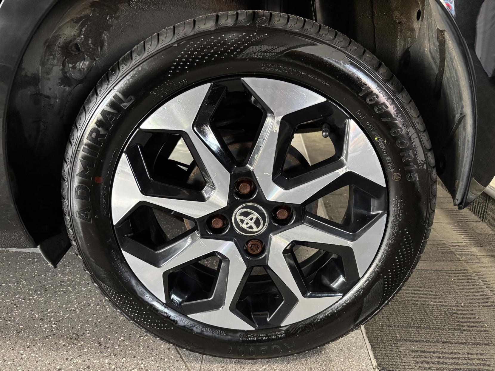 Toyota AYGO 1.0 VVT-i x-trend Funroof 5dr Petrol x-shift Euro 6 (71 ps)