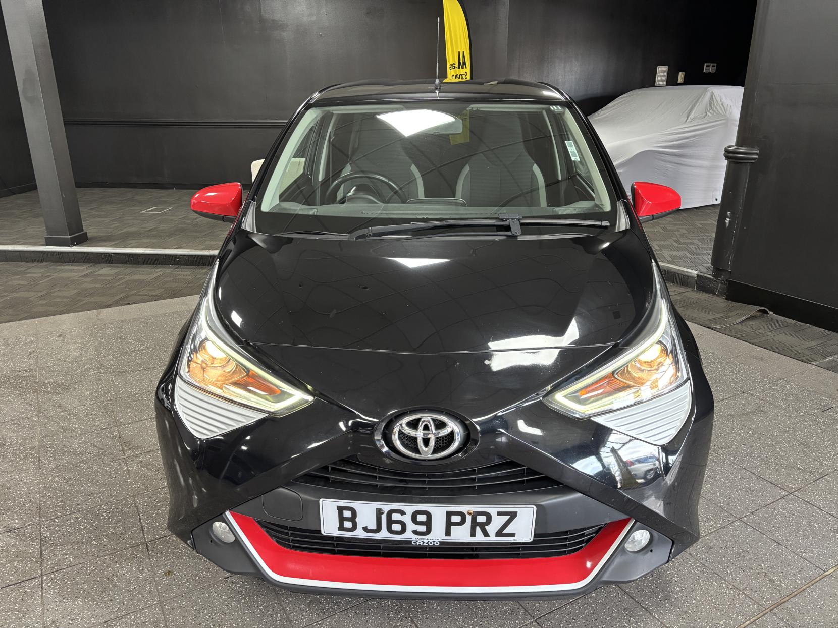 Toyota AYGO 1.0 VVT-i x-trend Funroof 5dr Petrol x-shift Euro 6 (71 ps)