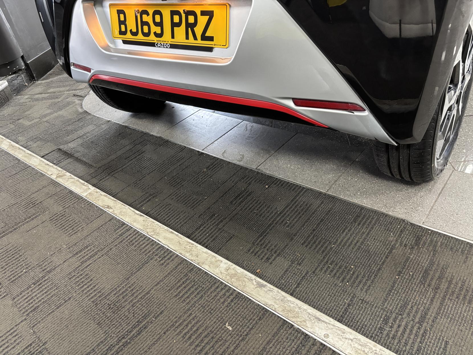 Toyota AYGO 1.0 VVT-i x-trend Funroof 5dr Petrol x-shift Euro 6 (71 ps)