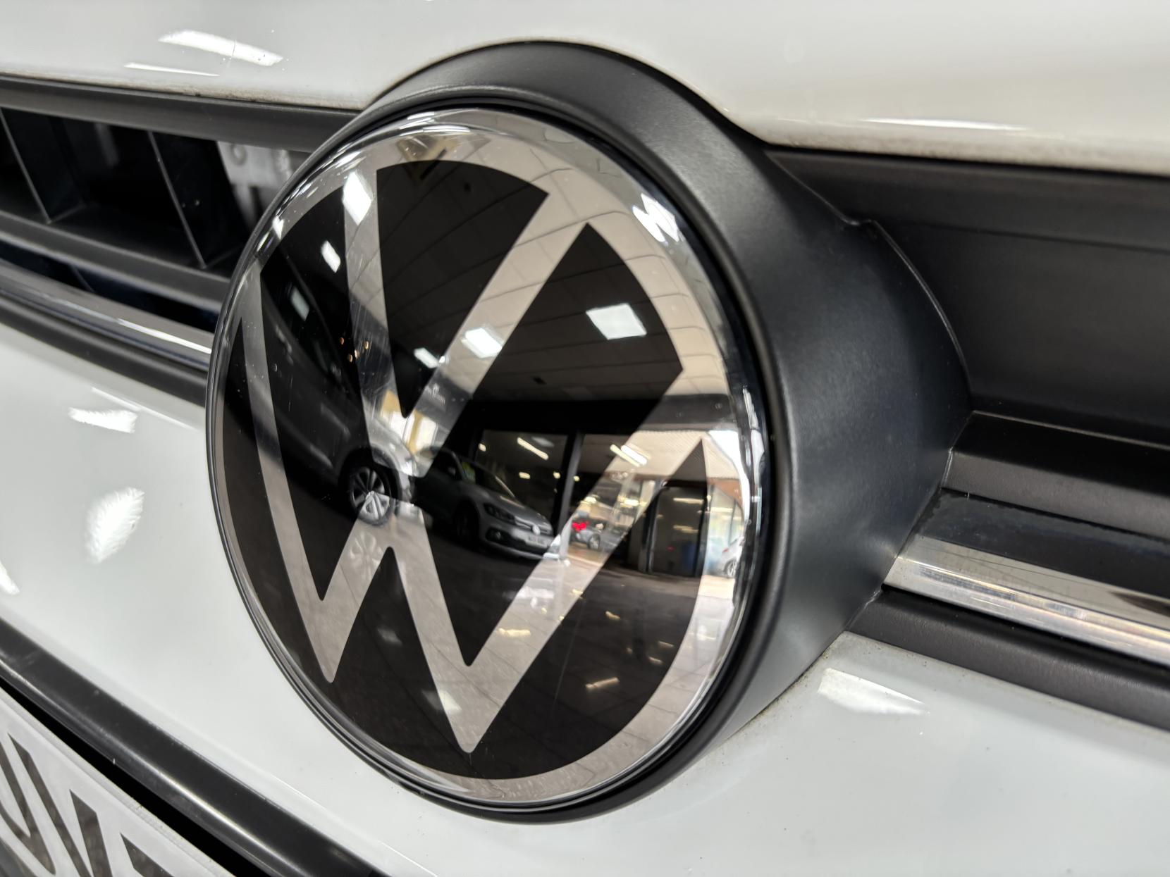 Volkswagen Polo 1.0 TSI Life Hatchback 5dr Petrol Manual Euro 6 (s/s) (95 ps)